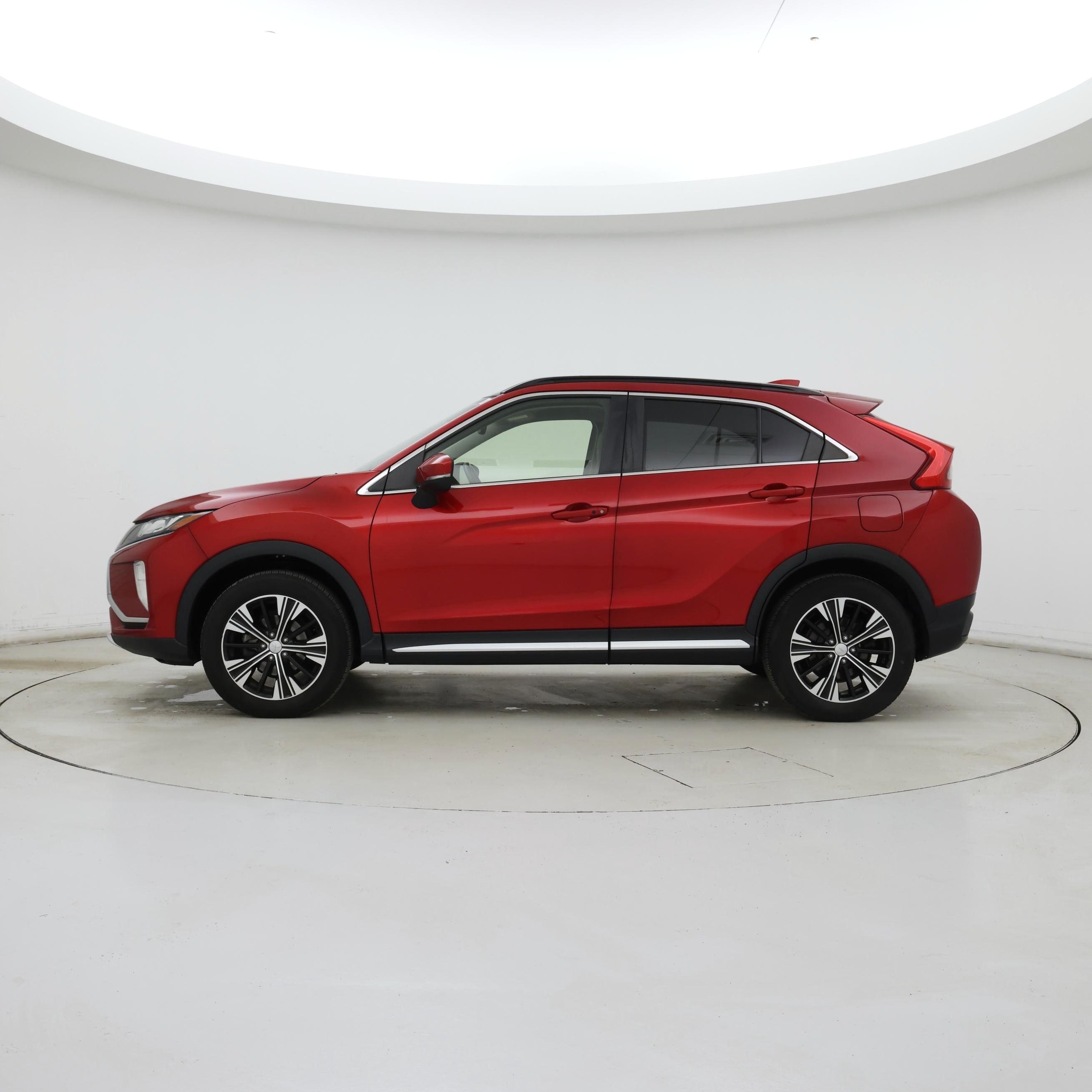 Thumbnail: 2018 Mitsubishi Eclipse Cross - 3