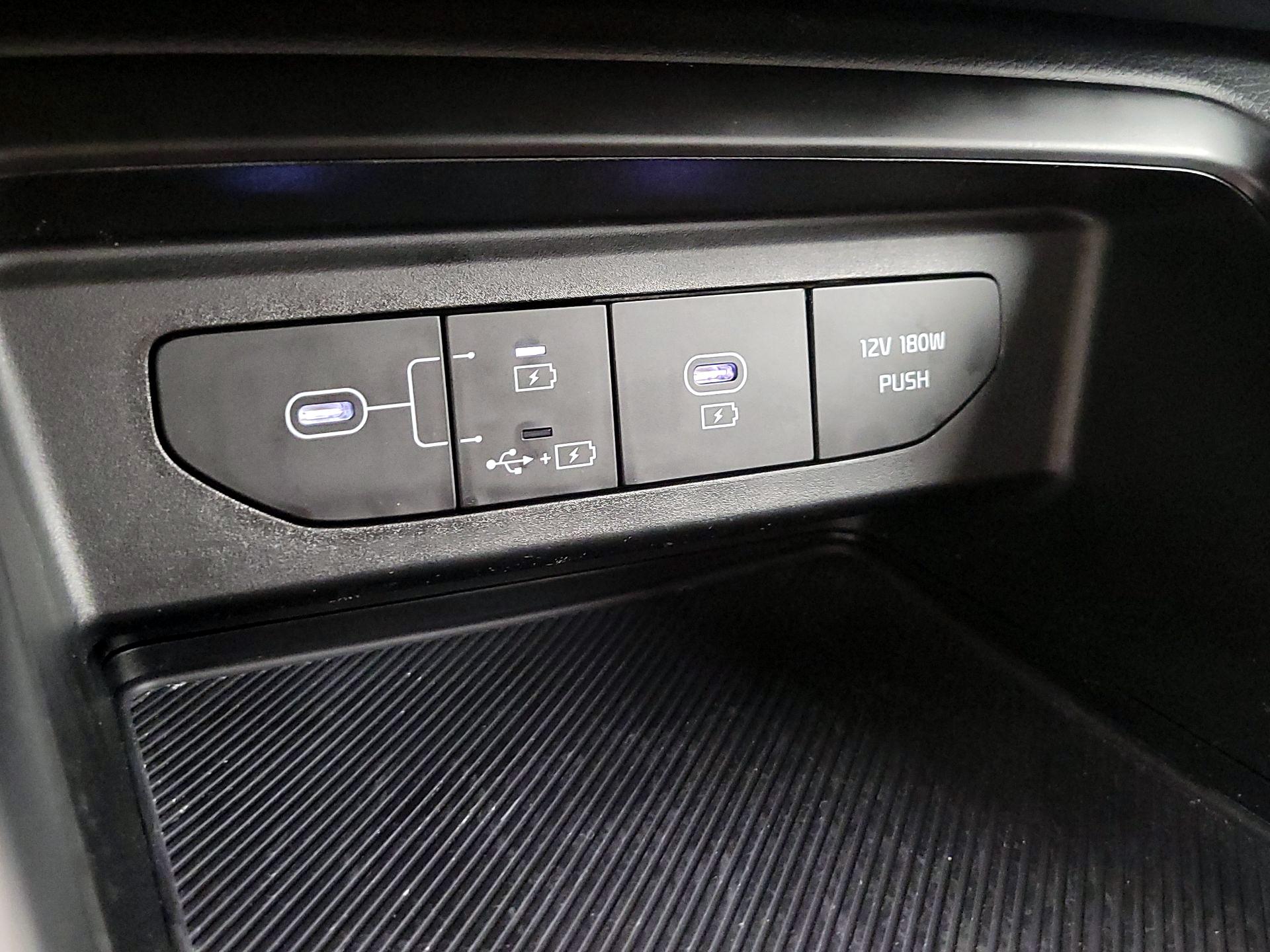 Thumbnail: 2025 Kia K5 - 18