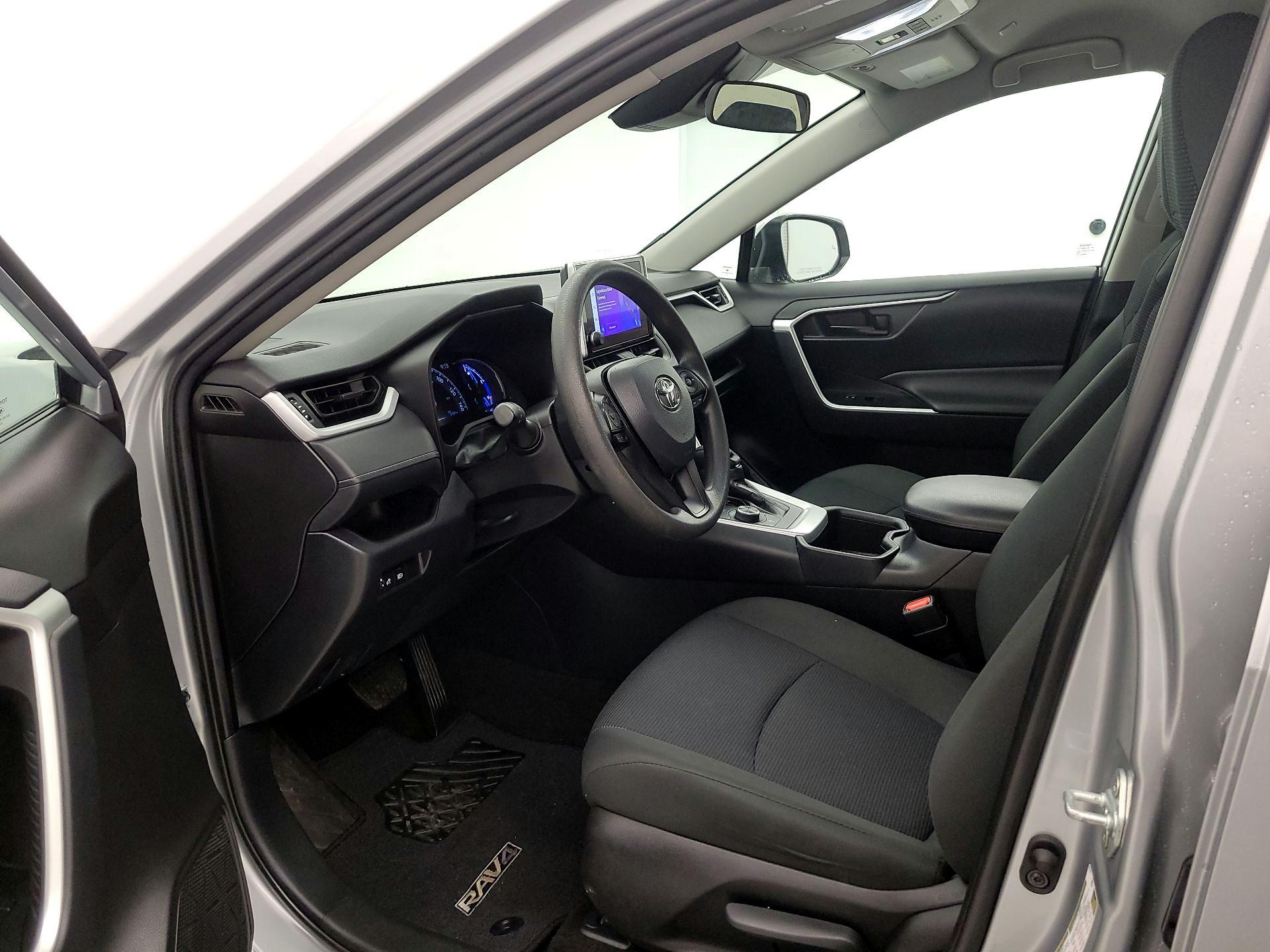 Thumbnail: 2024 Toyota RAV4 - 11