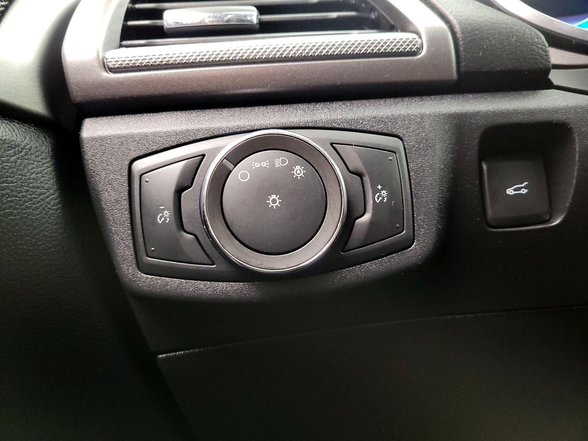 Thumbnail: 2020 Ford Fusion - 13