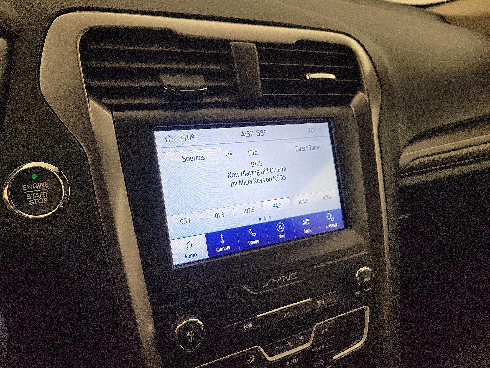 Thumbnail: 2020 Ford Fusion - 16