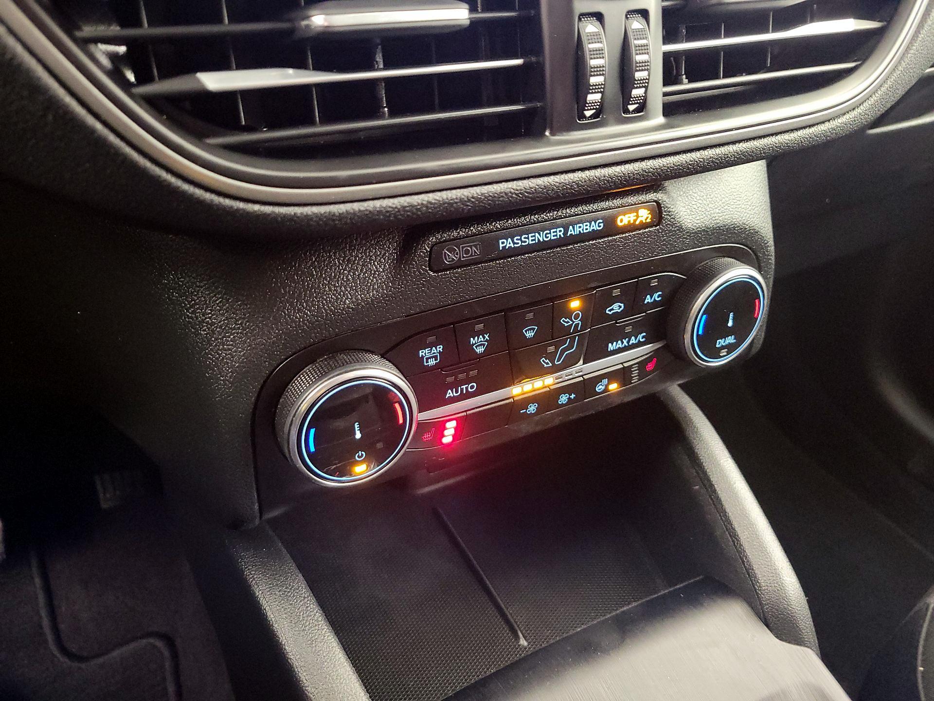 Thumbnail: 2023 Ford Escape - 16