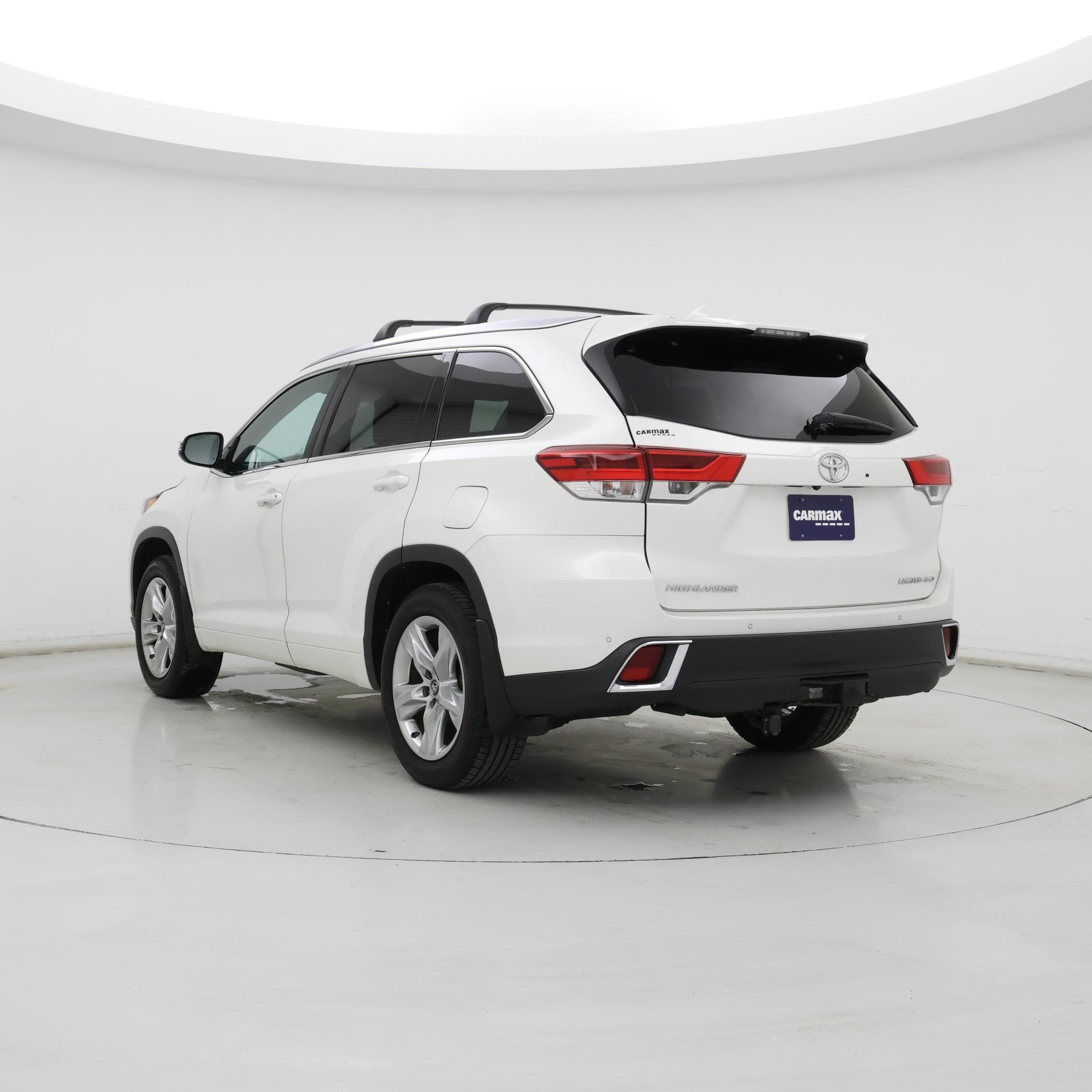 Thumbnail: 2018 Toyota Highlander - 2
