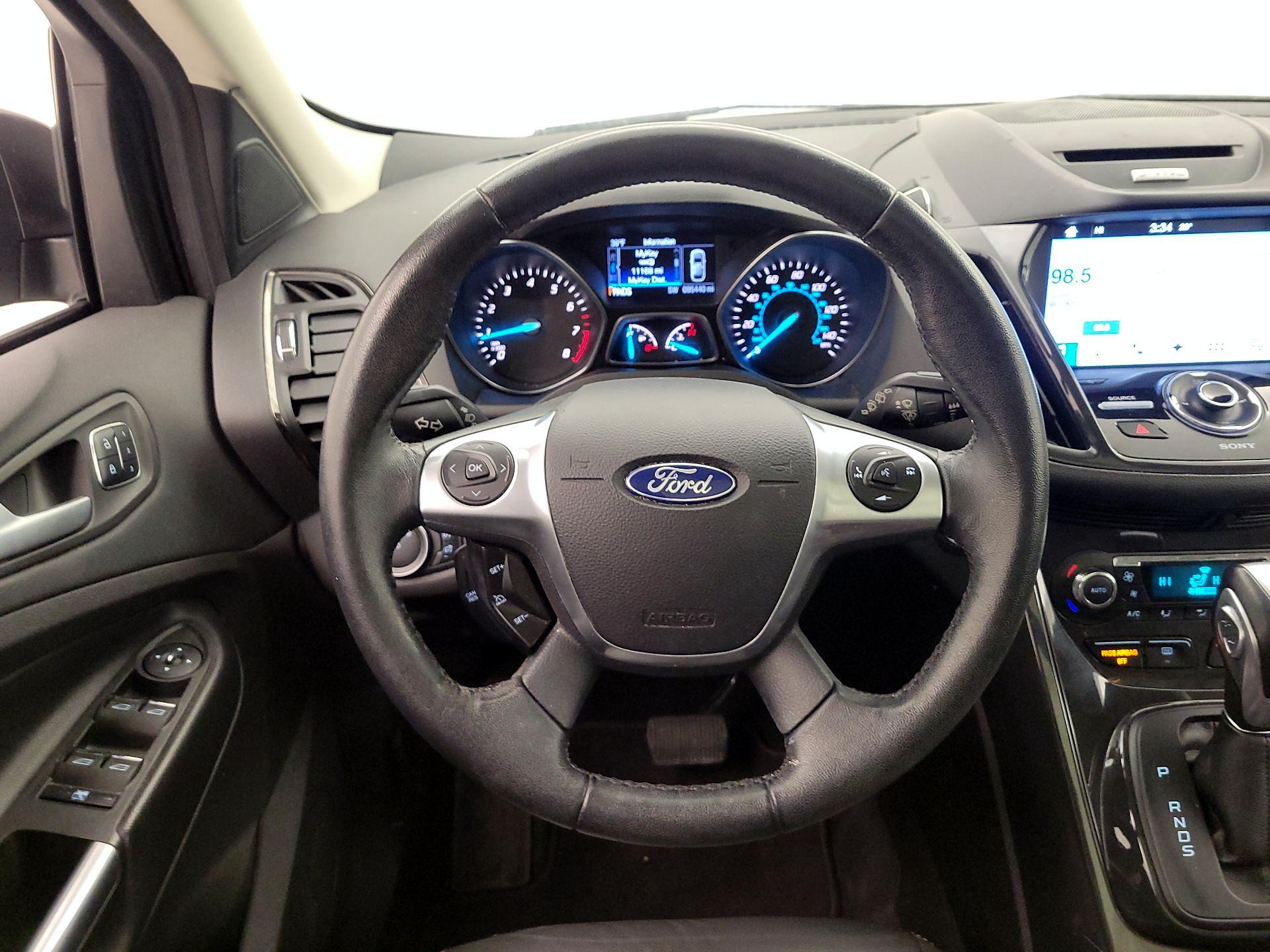 Thumbnail: 2016 Ford Escape - 10