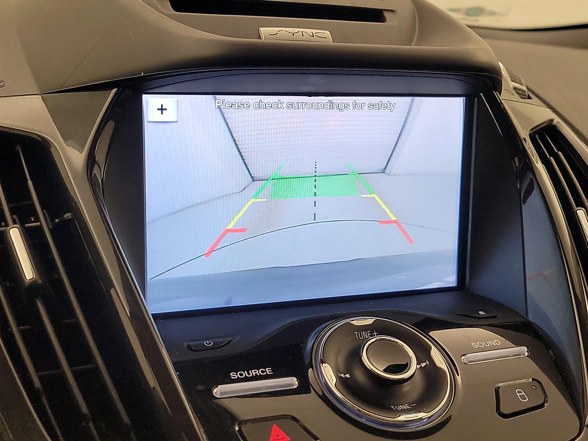 Thumbnail: 2016 Ford Escape - 15