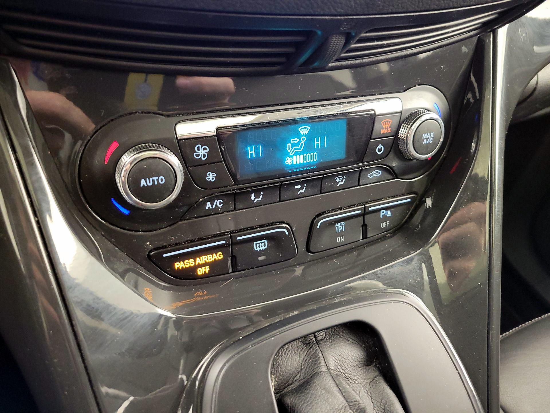 Thumbnail: 2016 Ford Escape - 17