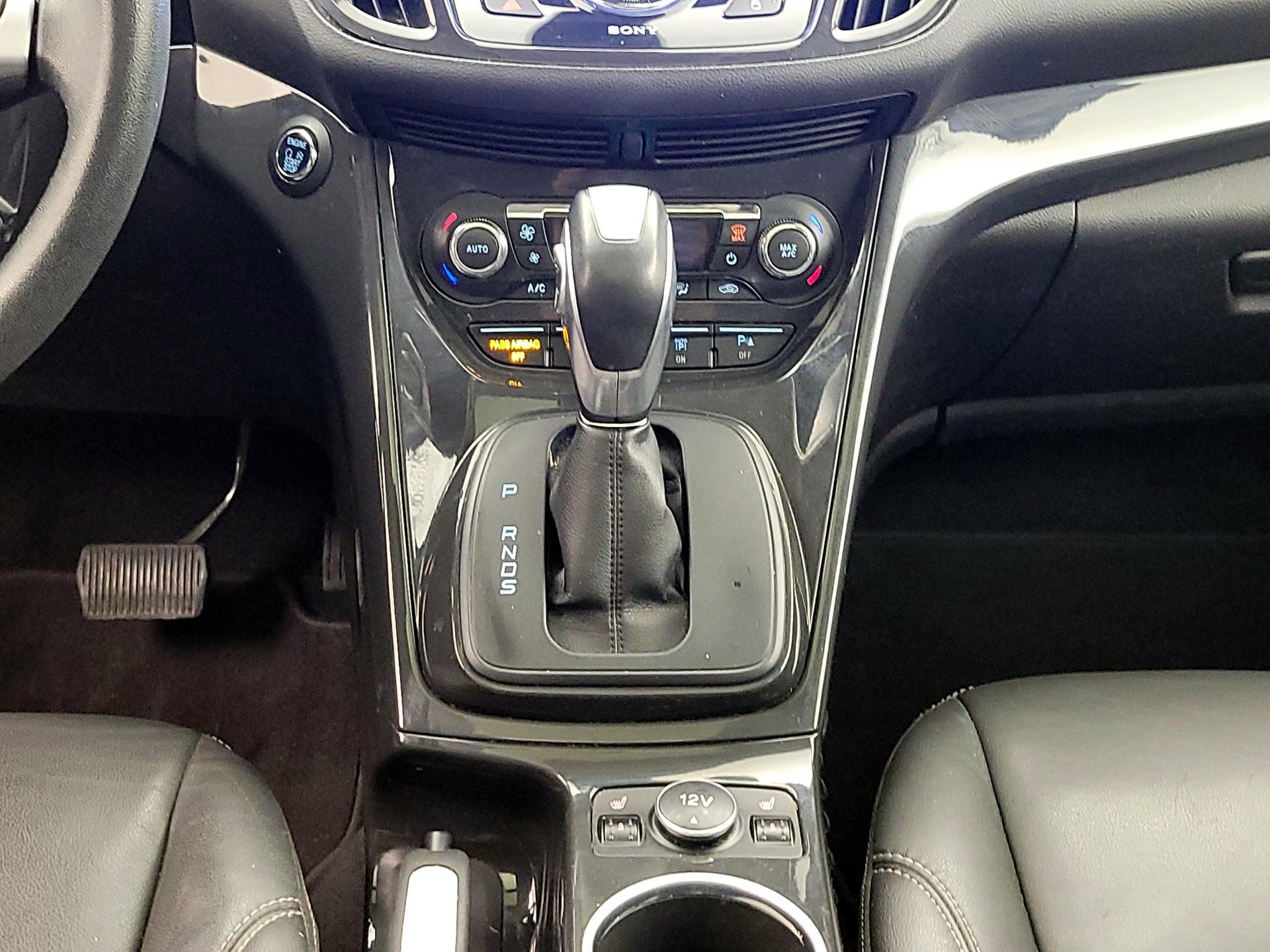 Thumbnail: 2016 Ford Escape - 18