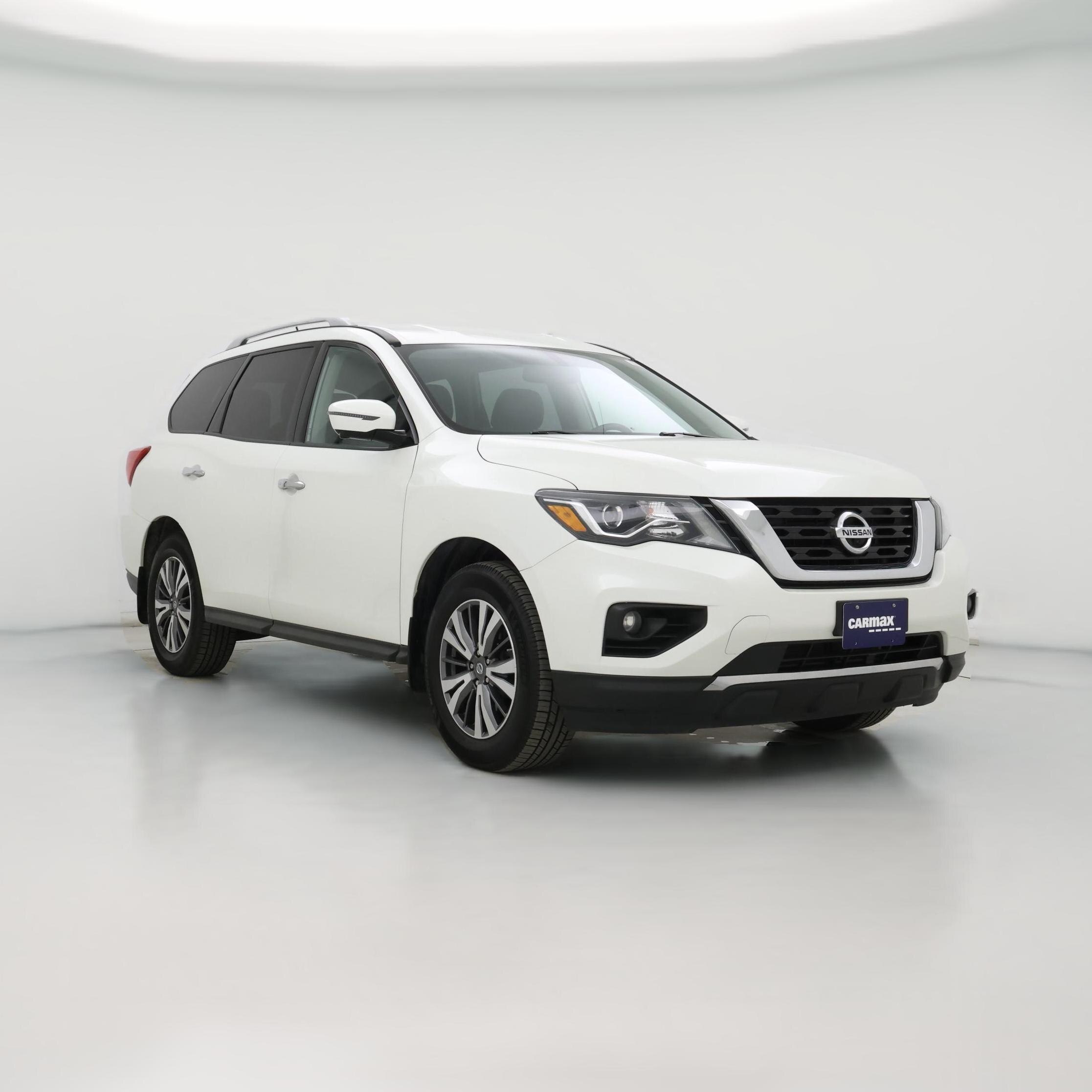 Thumbnail: 2017 Nissan Pathfinder - 1