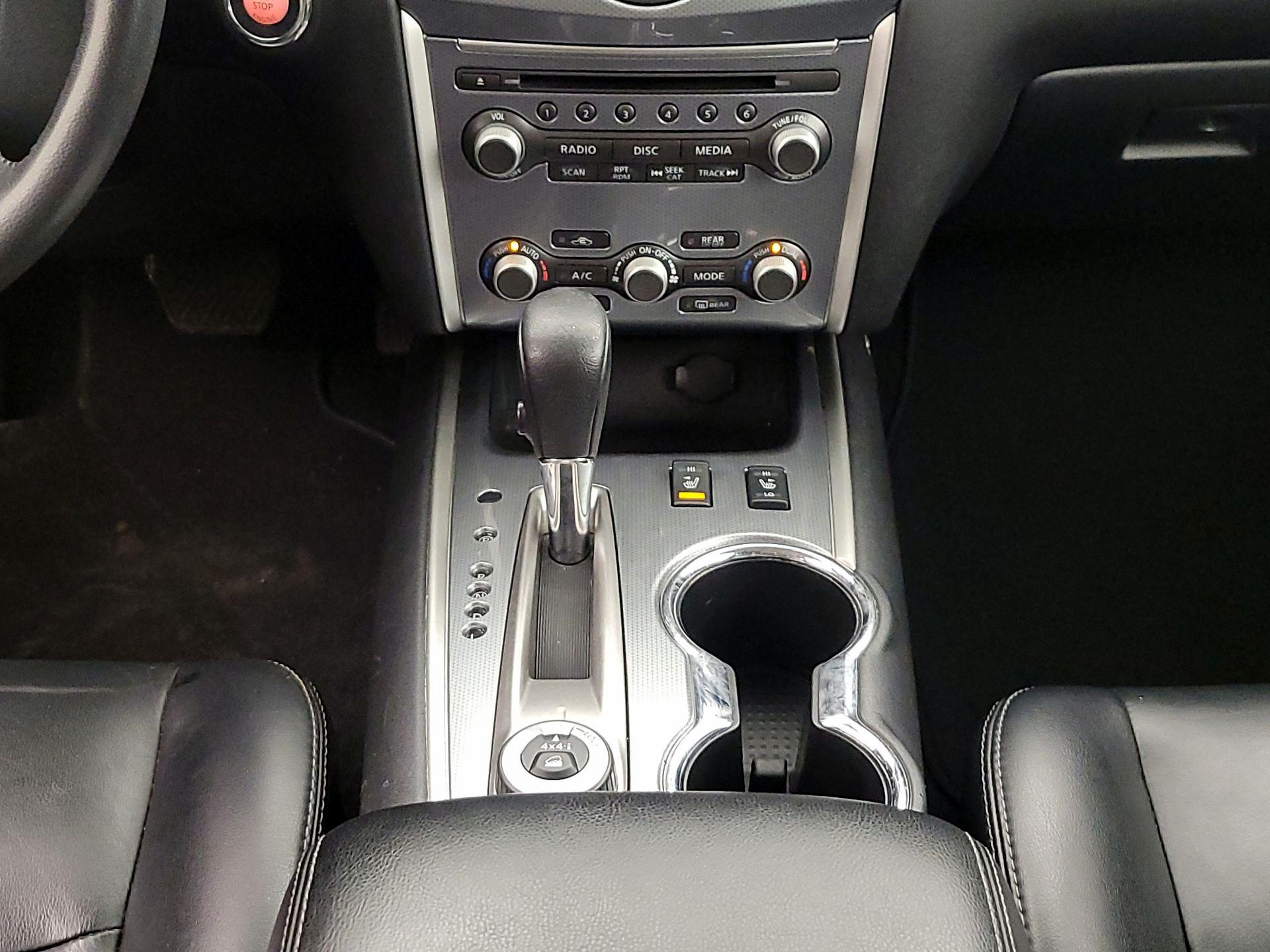 Thumbnail: 2017 Nissan Pathfinder - 18