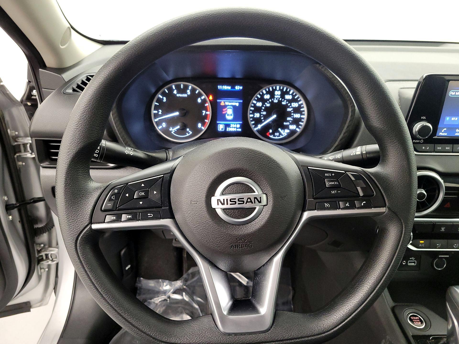 Thumbnail: 2023 Nissan Sentra - 10