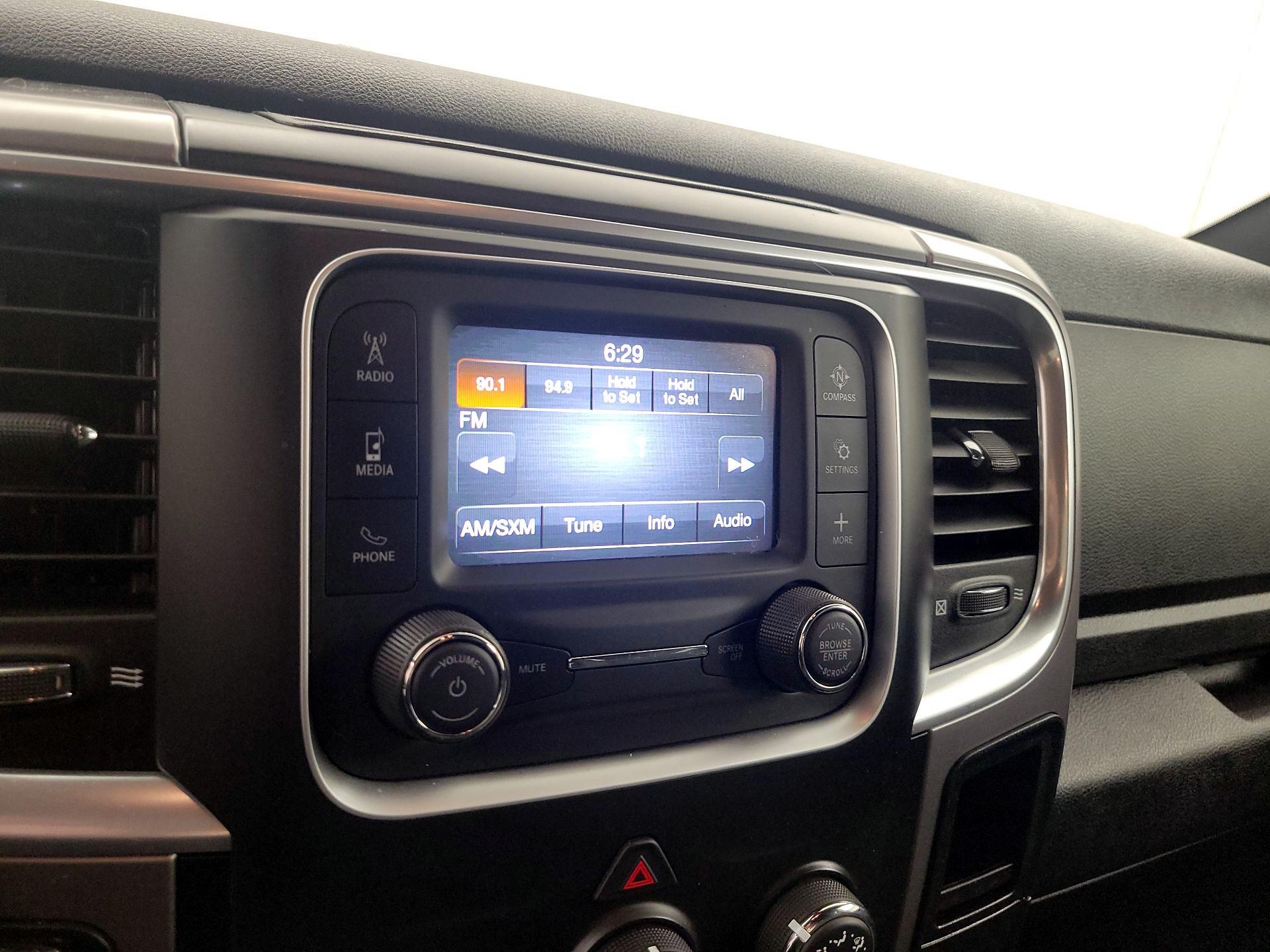 Thumbnail: 2022 RAM 1500 Classic - 15