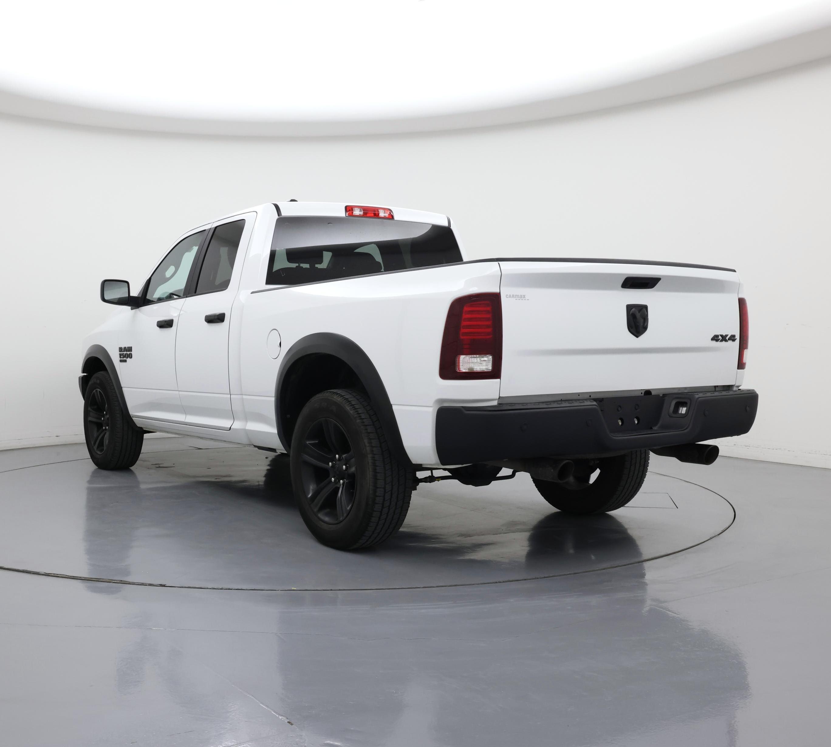 Thumbnail: 2022 RAM 1500 Classic - 2