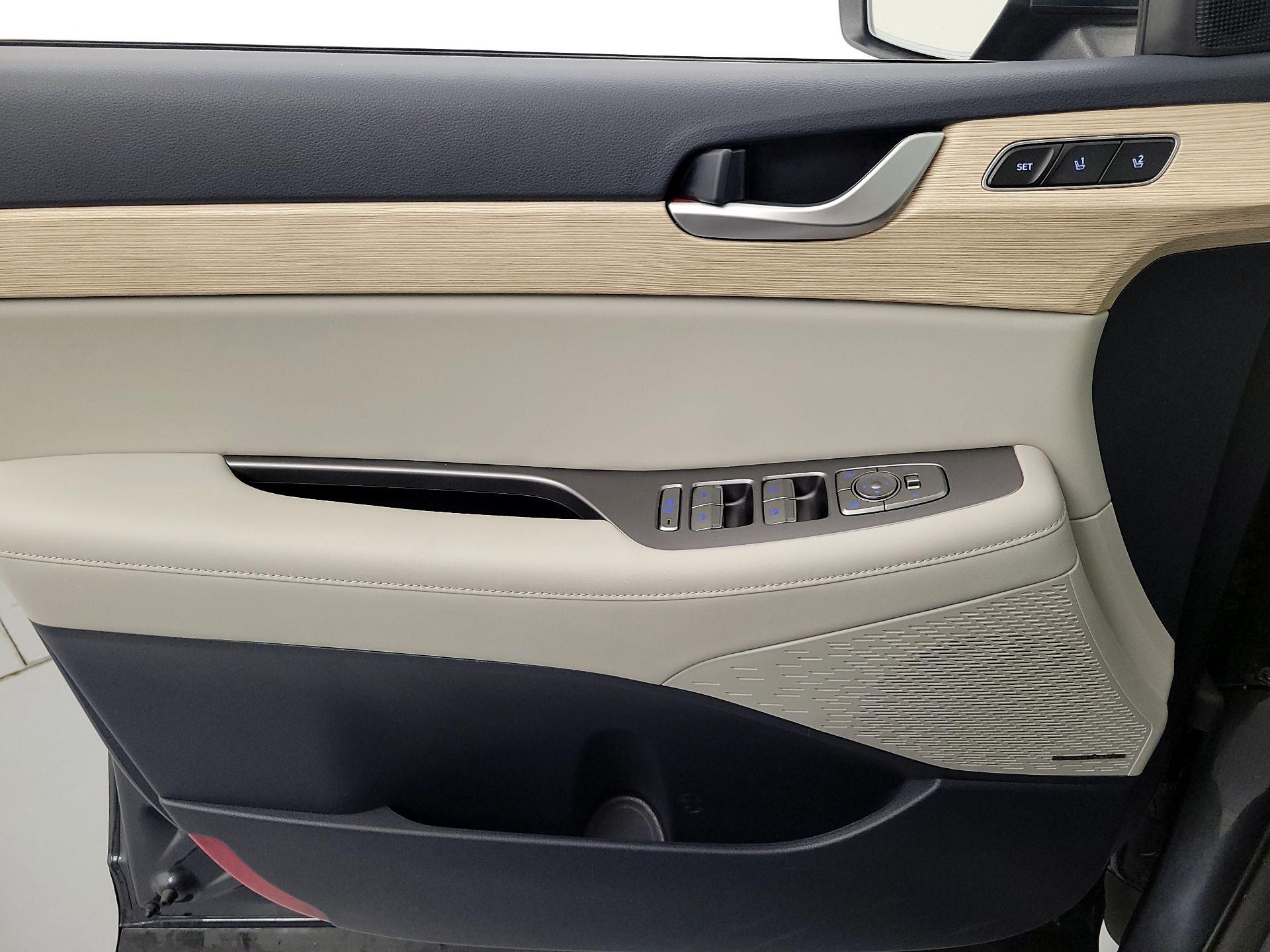 Thumbnail: 2025 Hyundai Palisade - 12