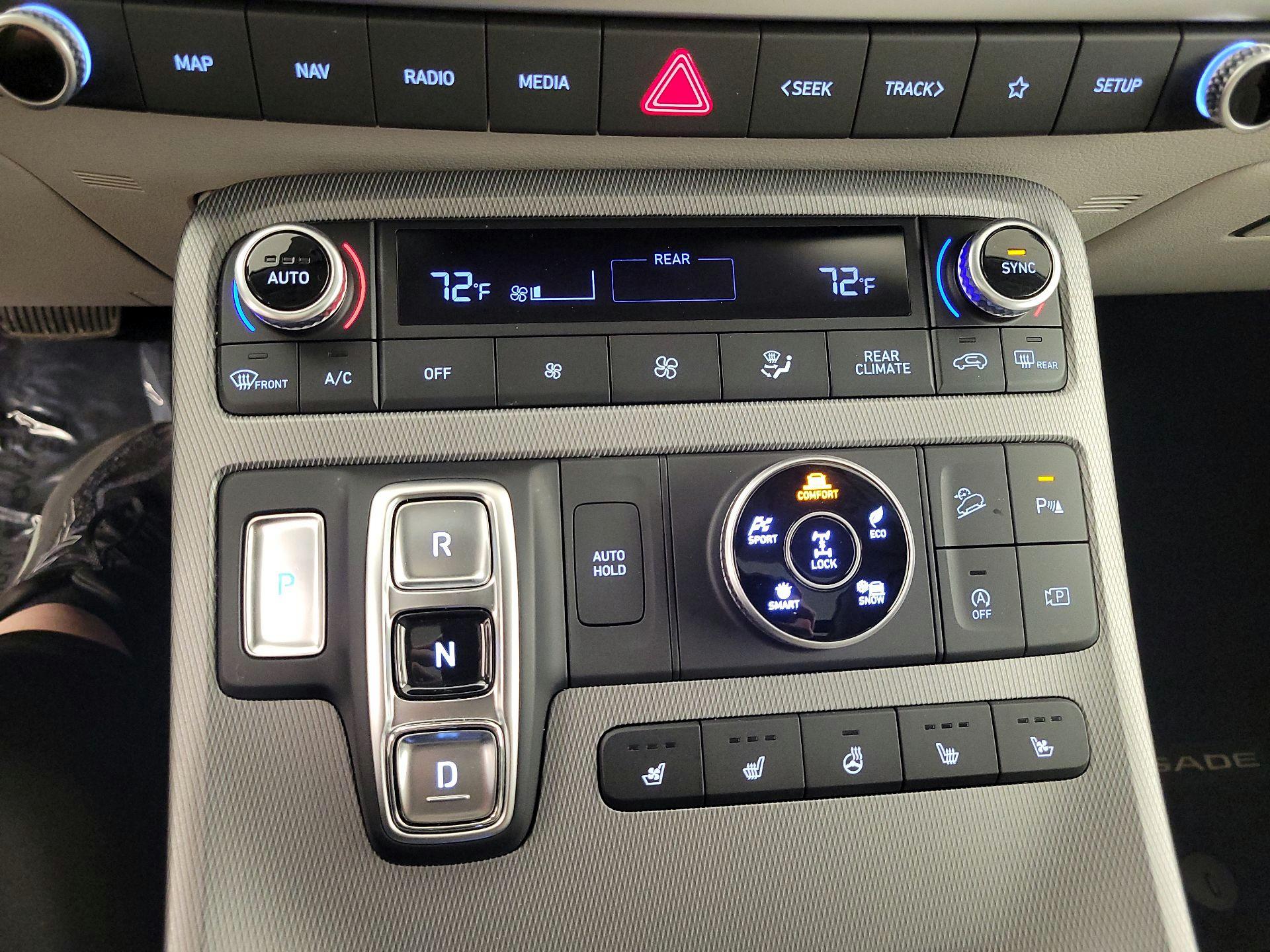 Thumbnail: 2025 Hyundai Palisade - 17