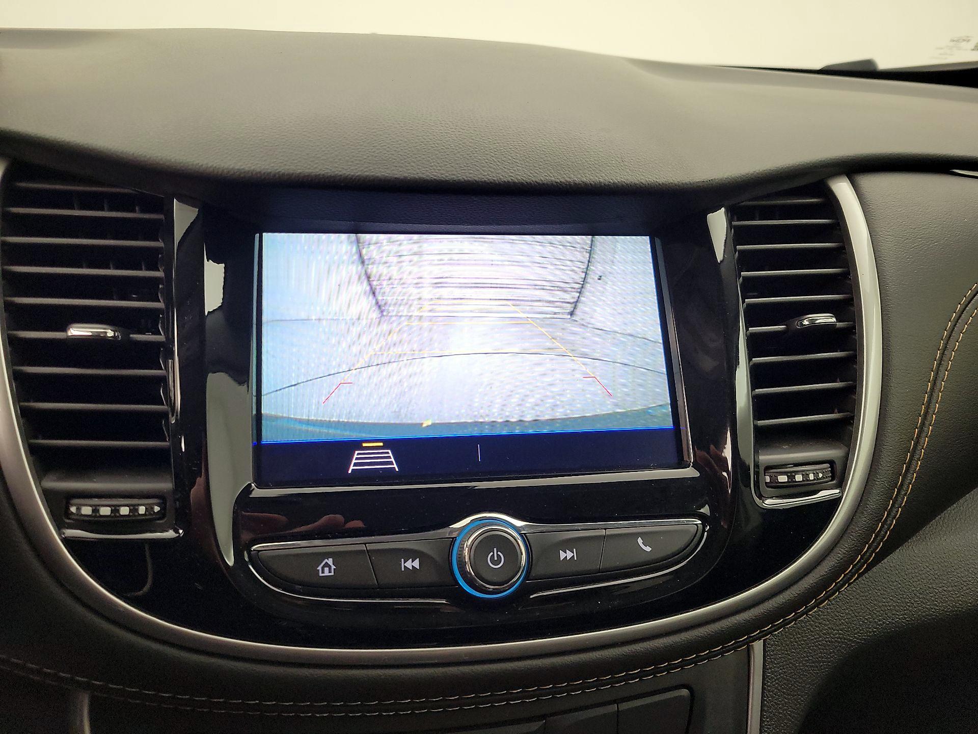 Thumbnail: 2022 Chevrolet Trax - 14