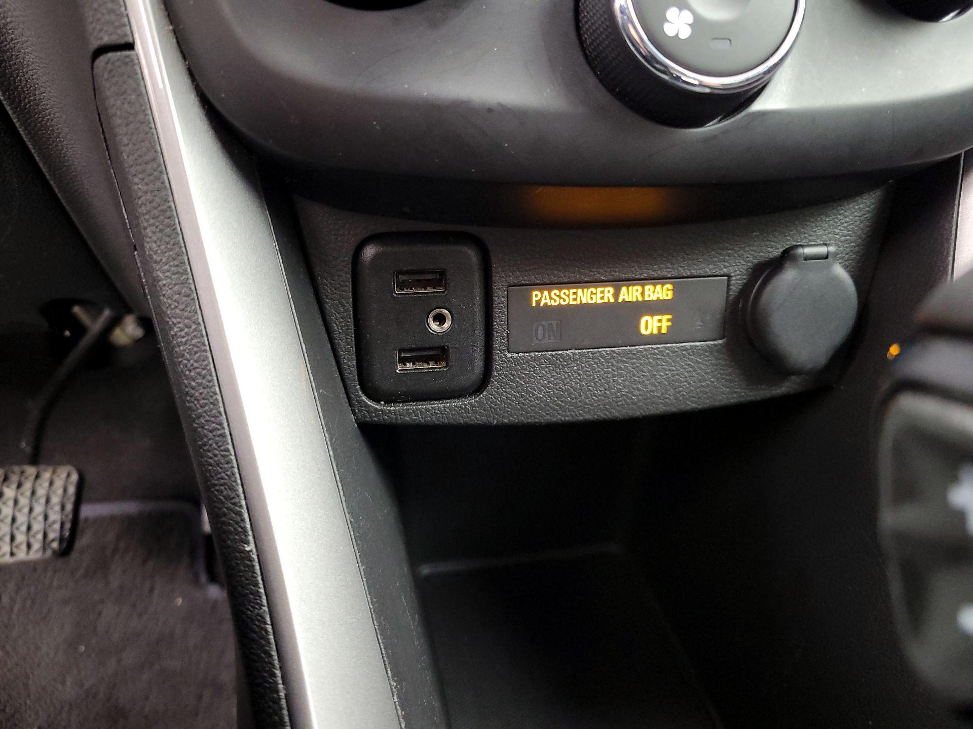 Thumbnail: 2022 Chevrolet Trax - 18