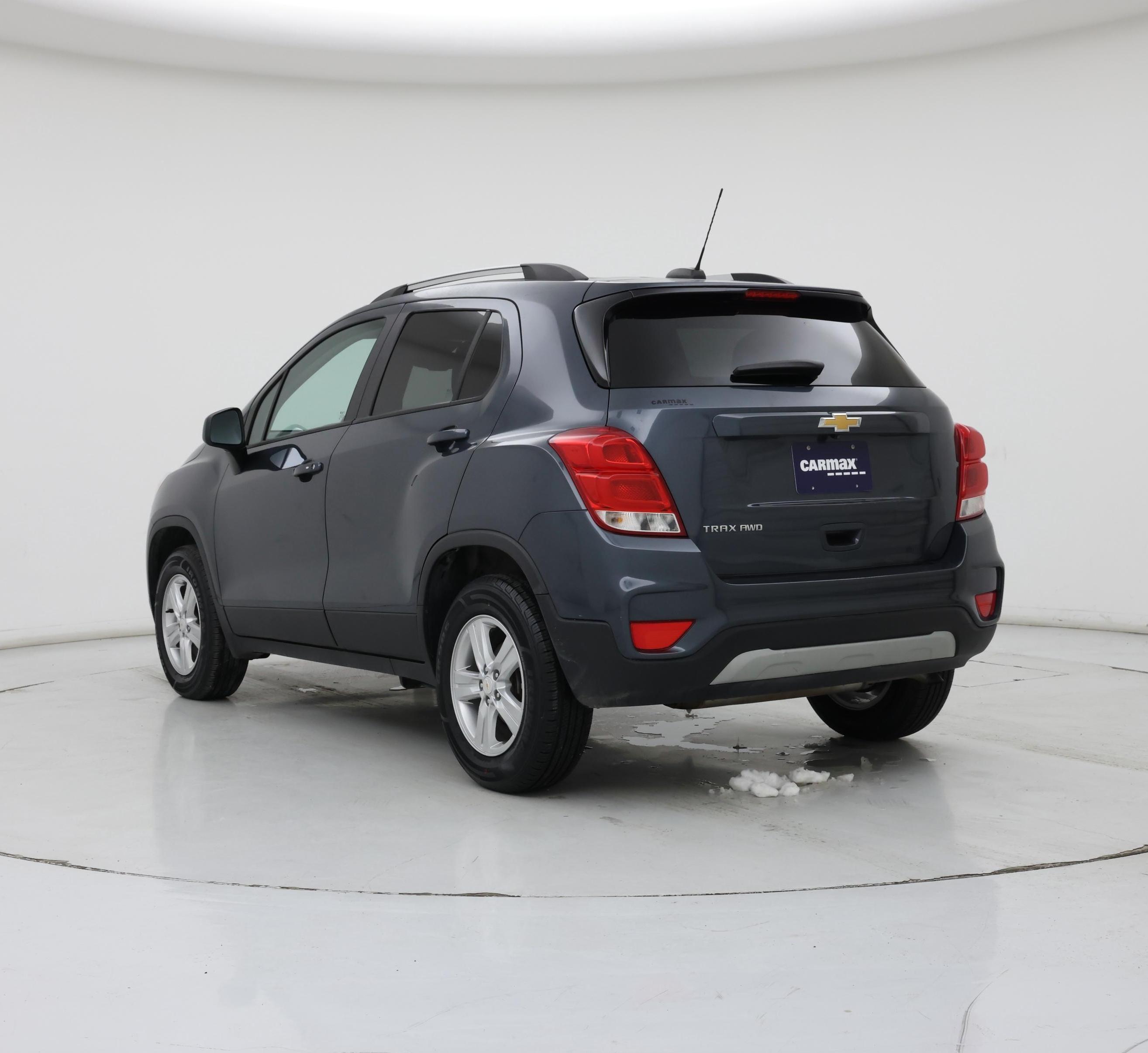 Thumbnail: 2022 Chevrolet Trax - 2