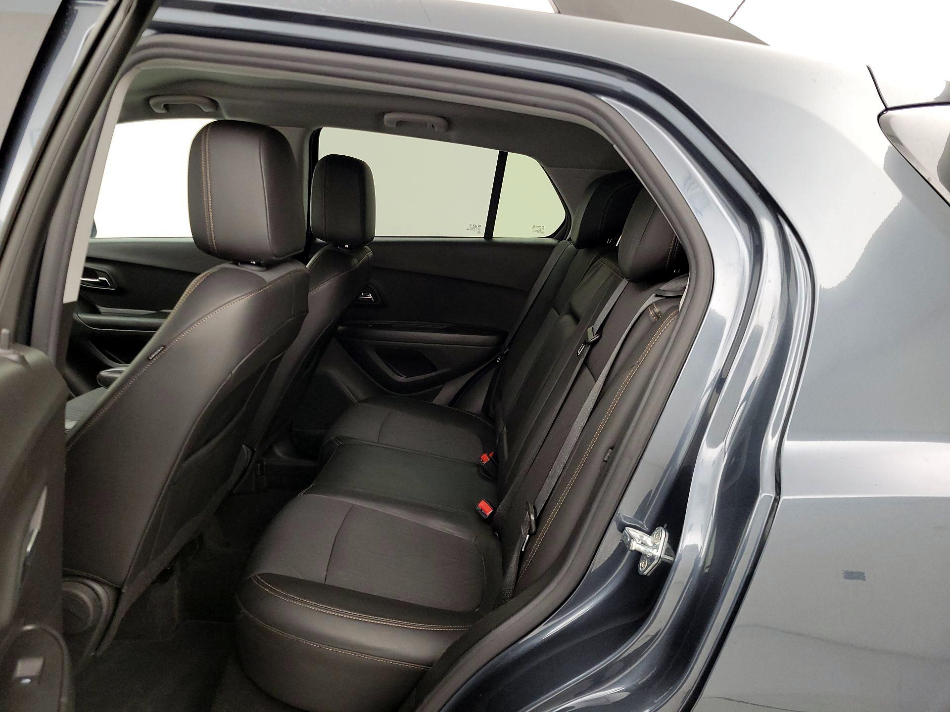 Thumbnail: 2022 Chevrolet Trax - 19