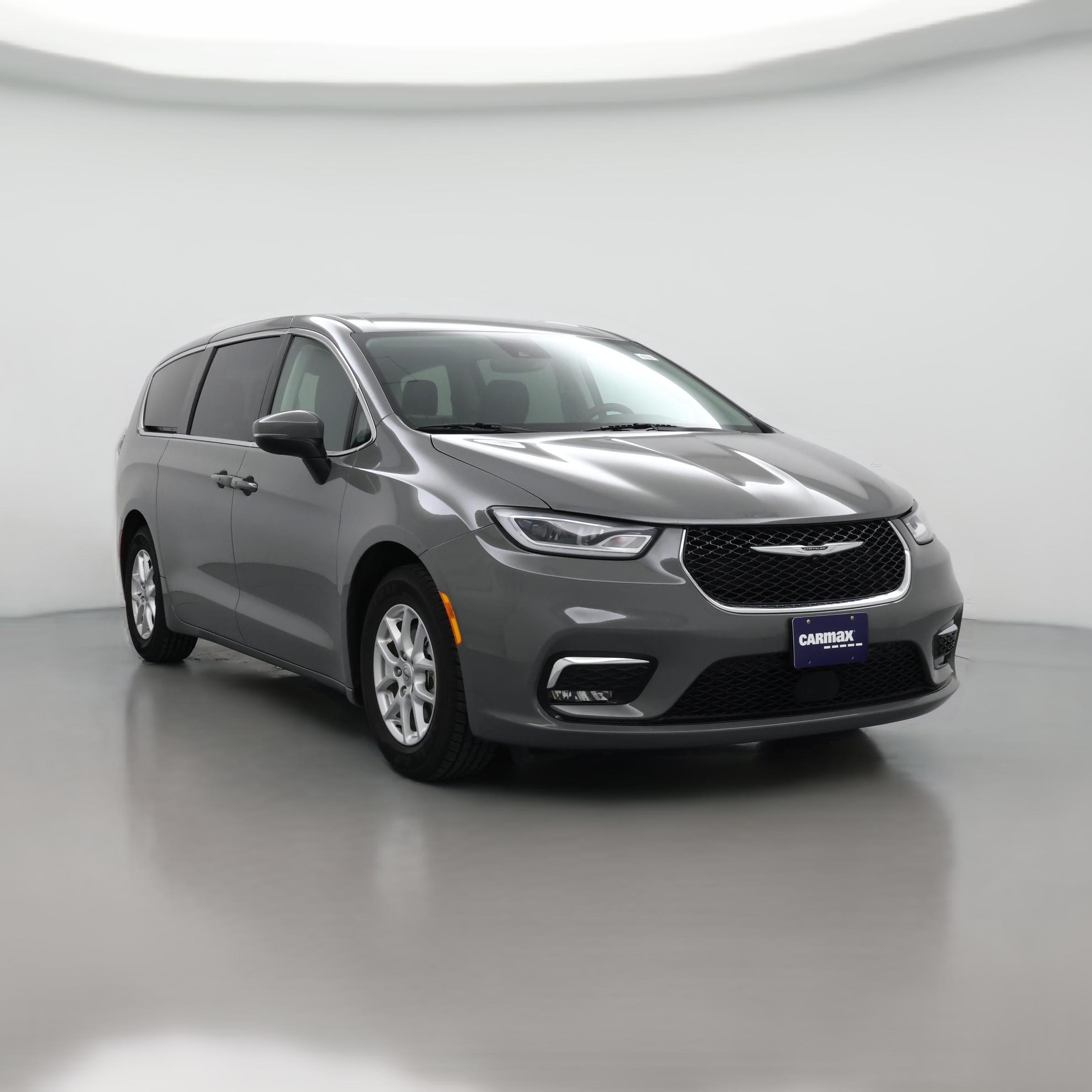 Thumbnail: 2023 Chrysler Pacifica - 1