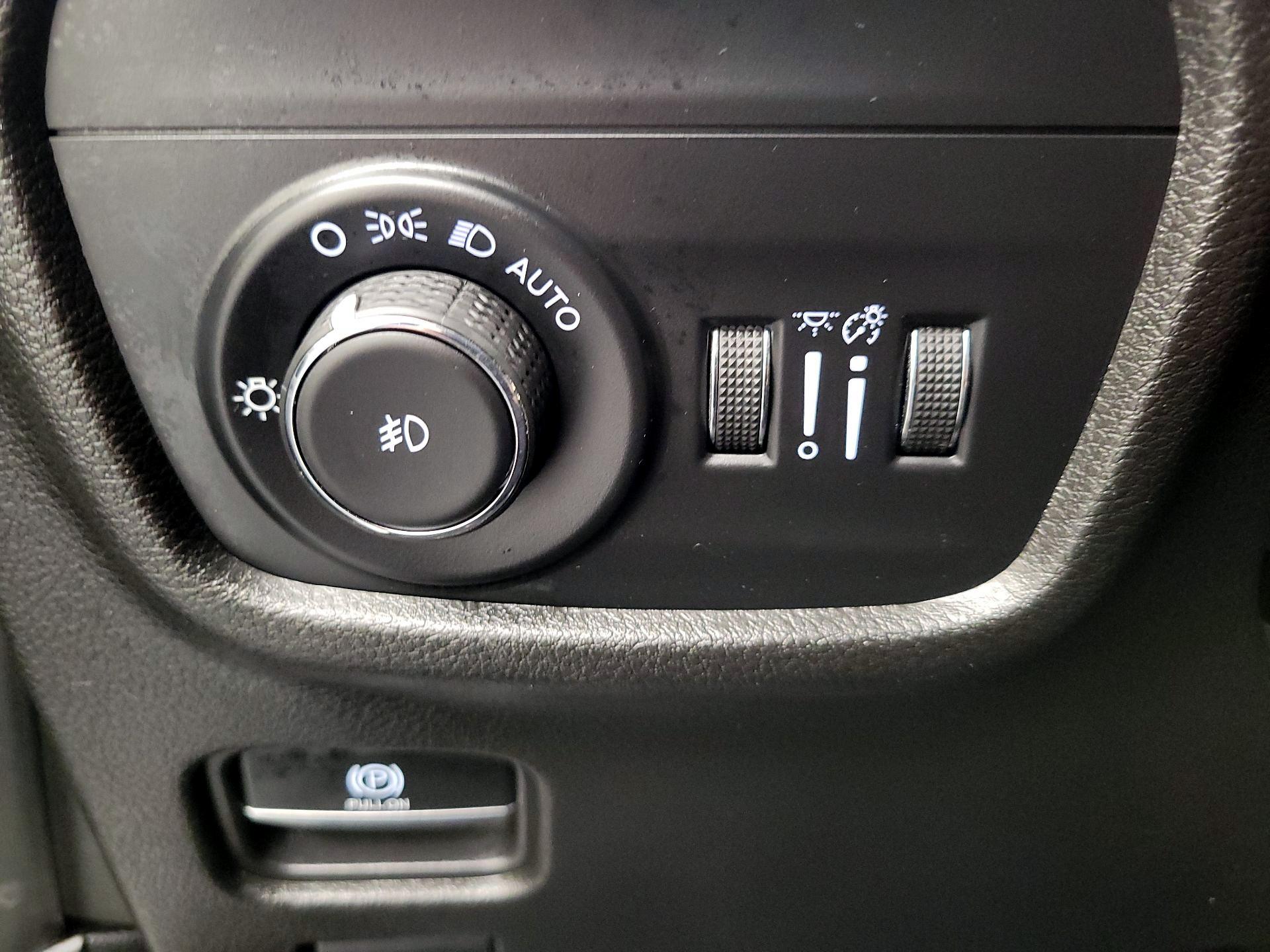 Thumbnail: 2023 Jeep Grand Cherokee L - 13