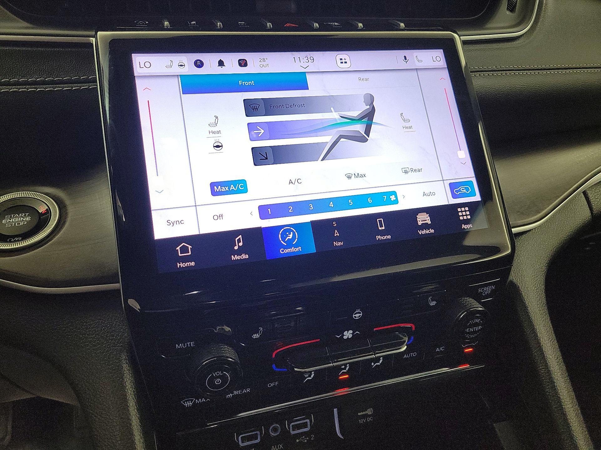 Thumbnail: 2023 Jeep Grand Cherokee L - 17