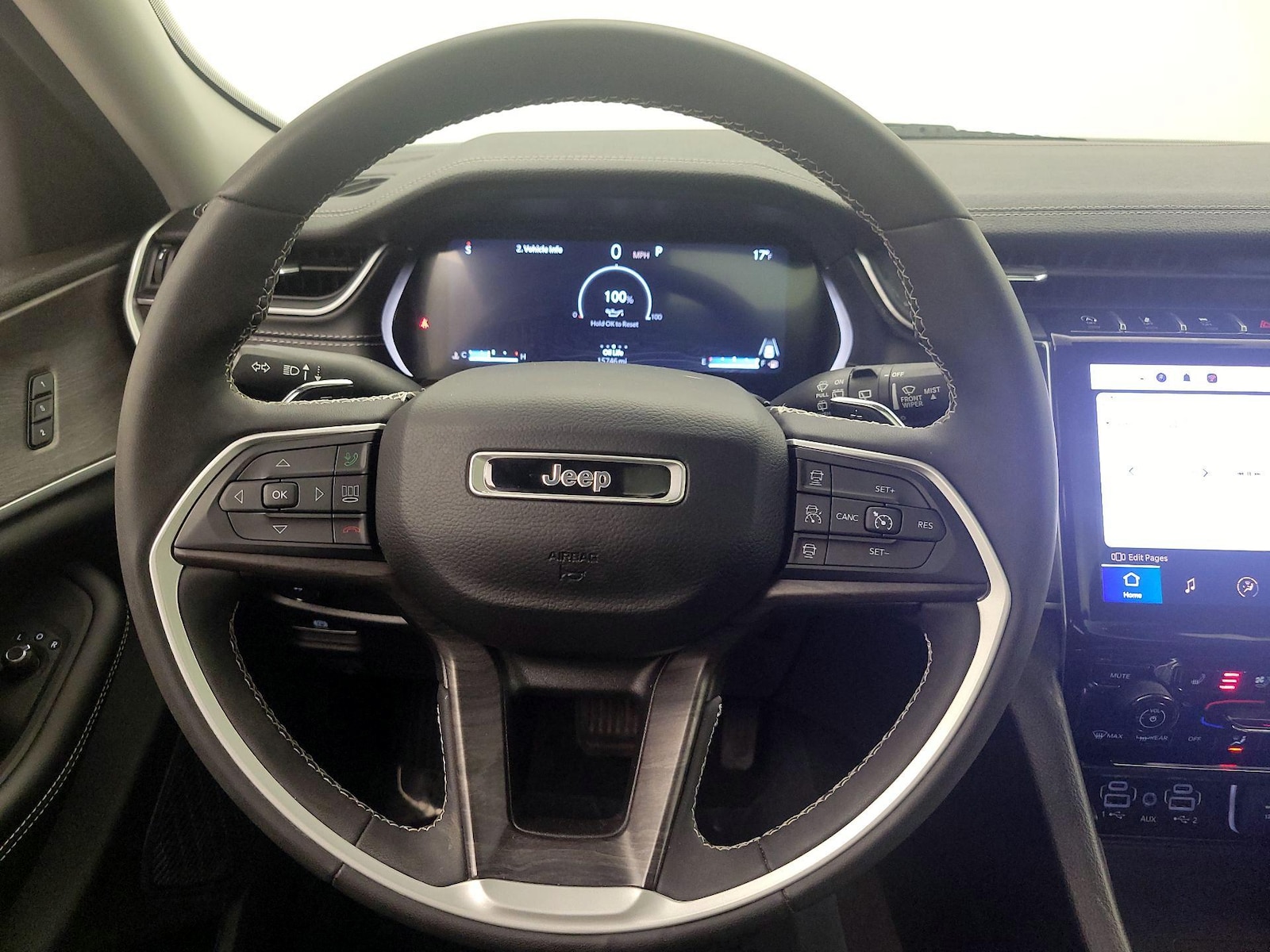 2023 Jeep Grand Cherokee L Limited - Photo 11