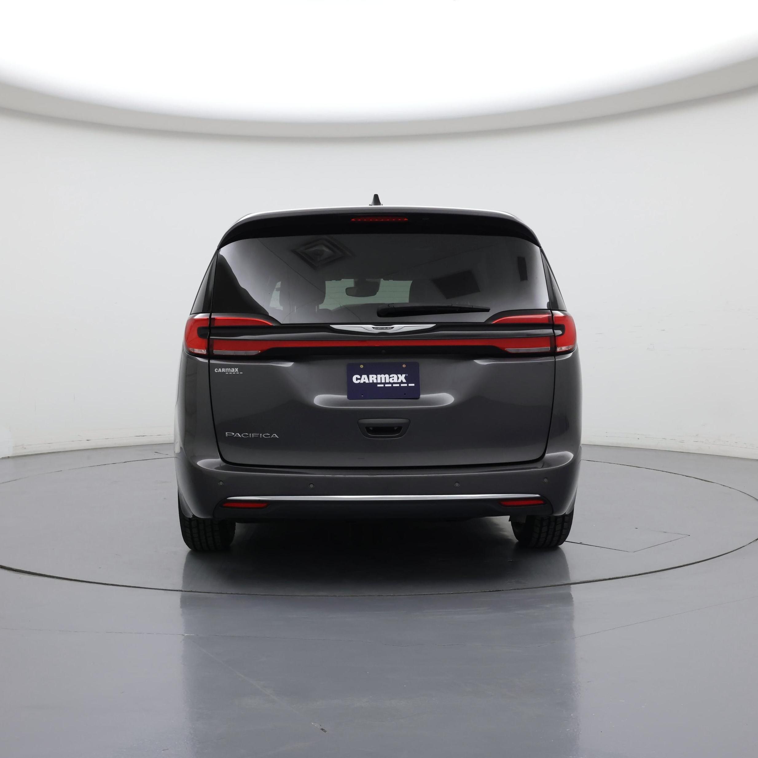 Thumbnail: 2023 Chrysler Pacifica - 6