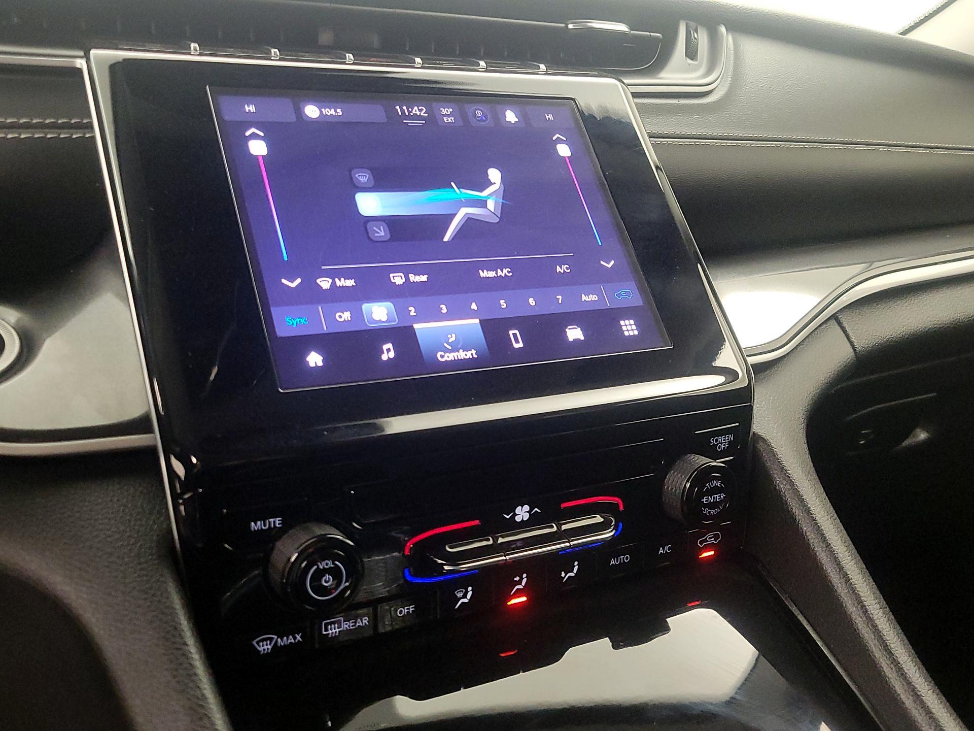 Thumbnail: 2023 Jeep Grand Cherokee - 16