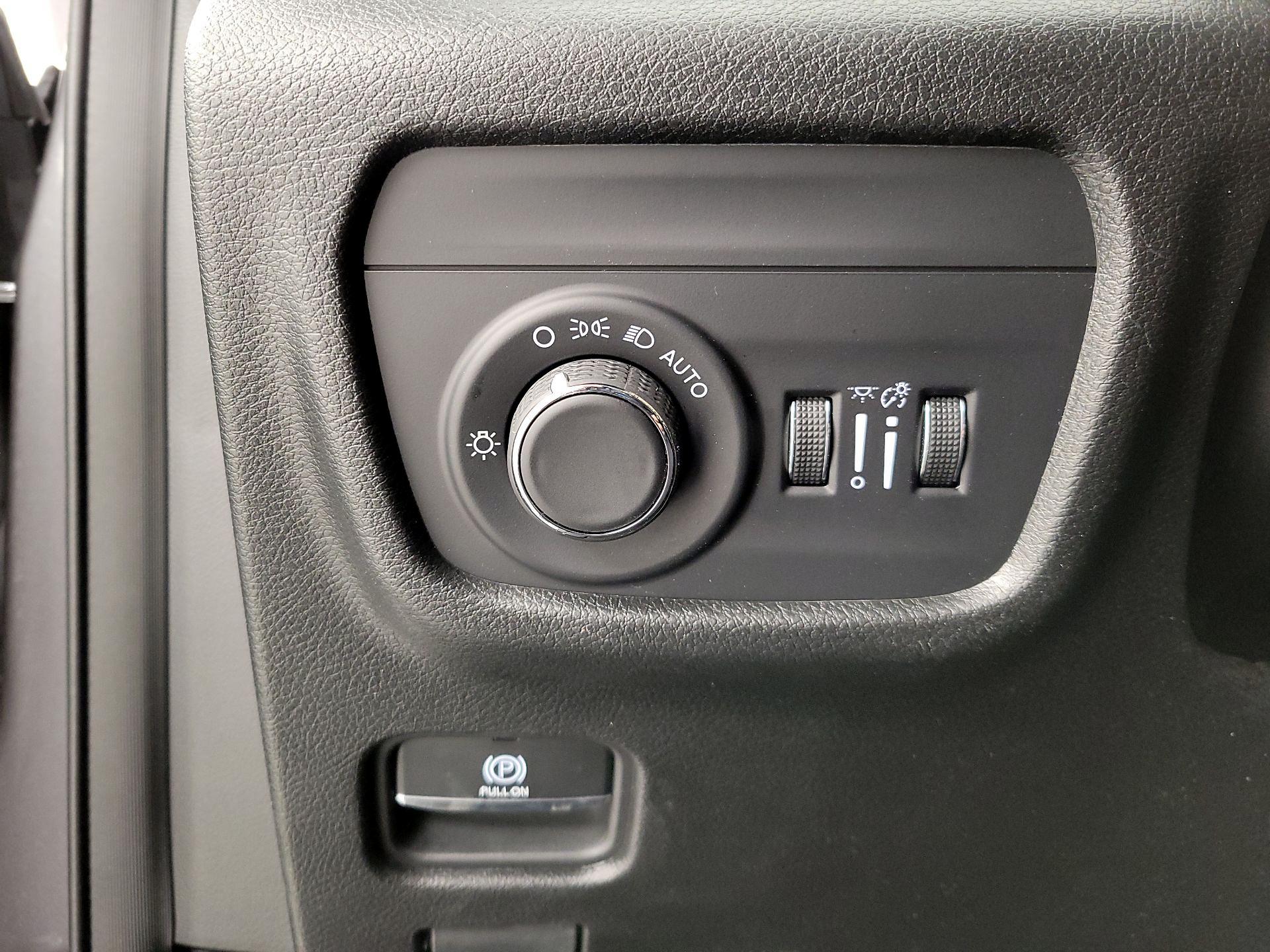 Thumbnail: 2023 Jeep Grand Cherokee - 13