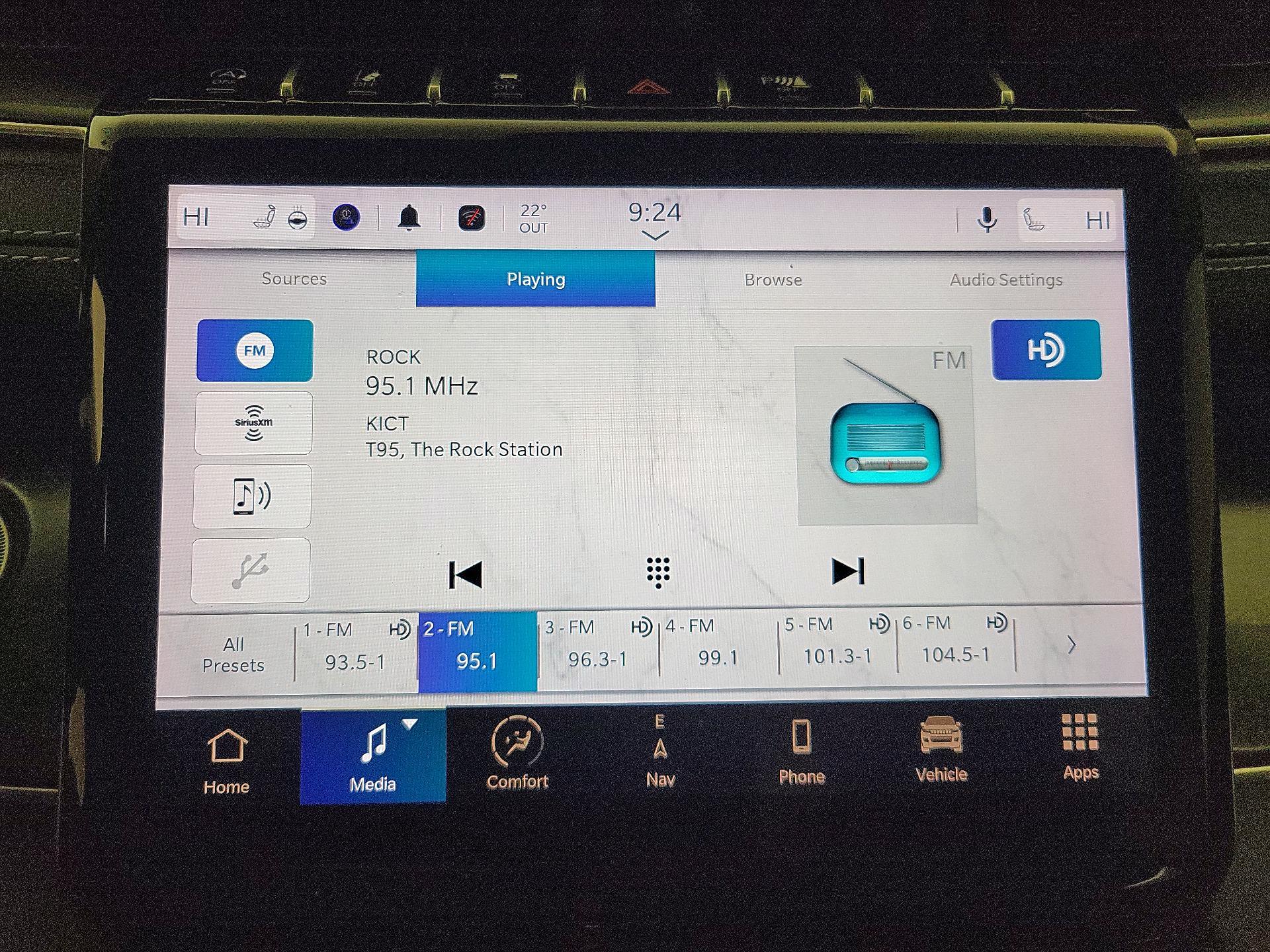 Thumbnail: 2022 Jeep Grand Cherokee - 16