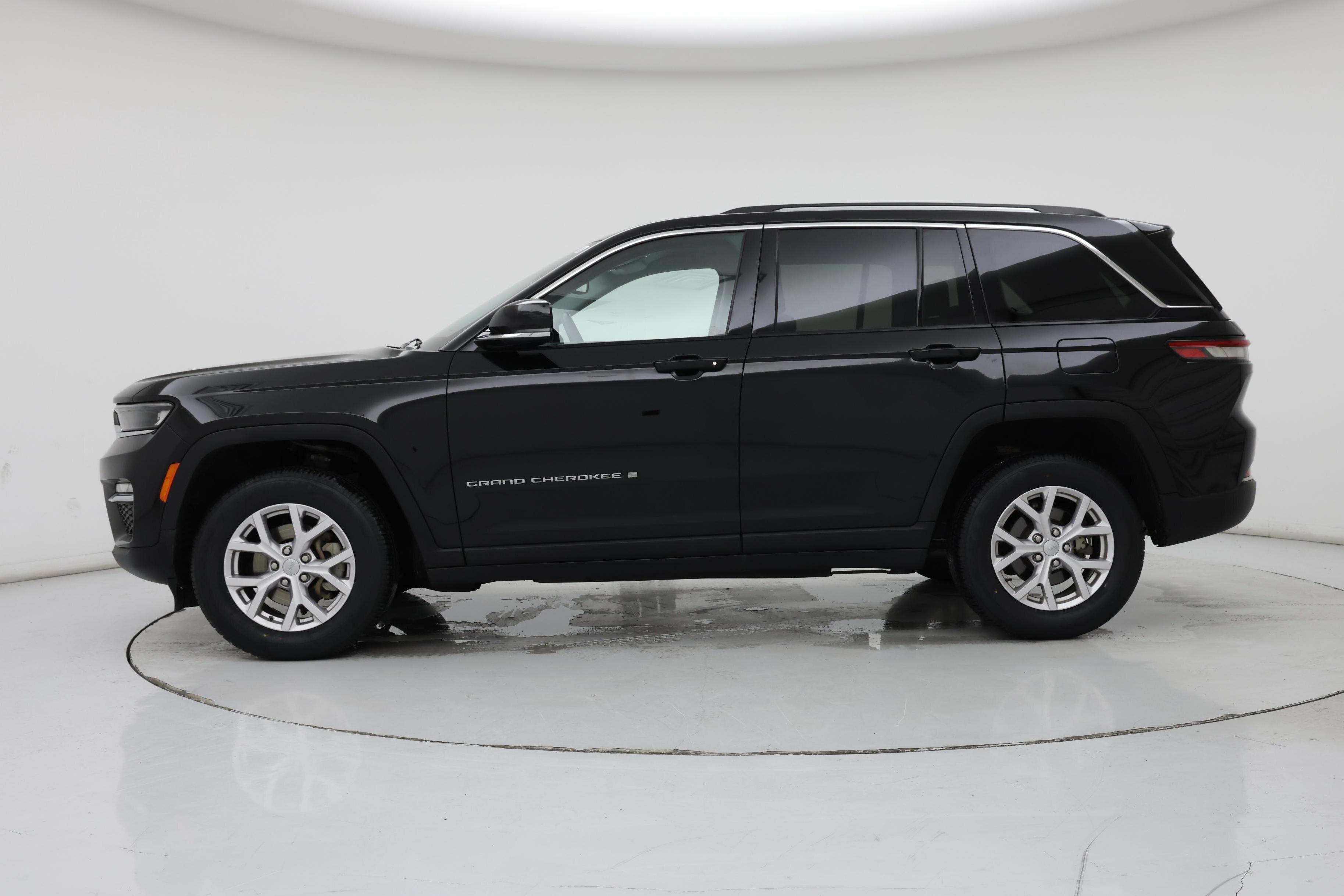 Thumbnail: 2022 Jeep Grand Cherokee - 3