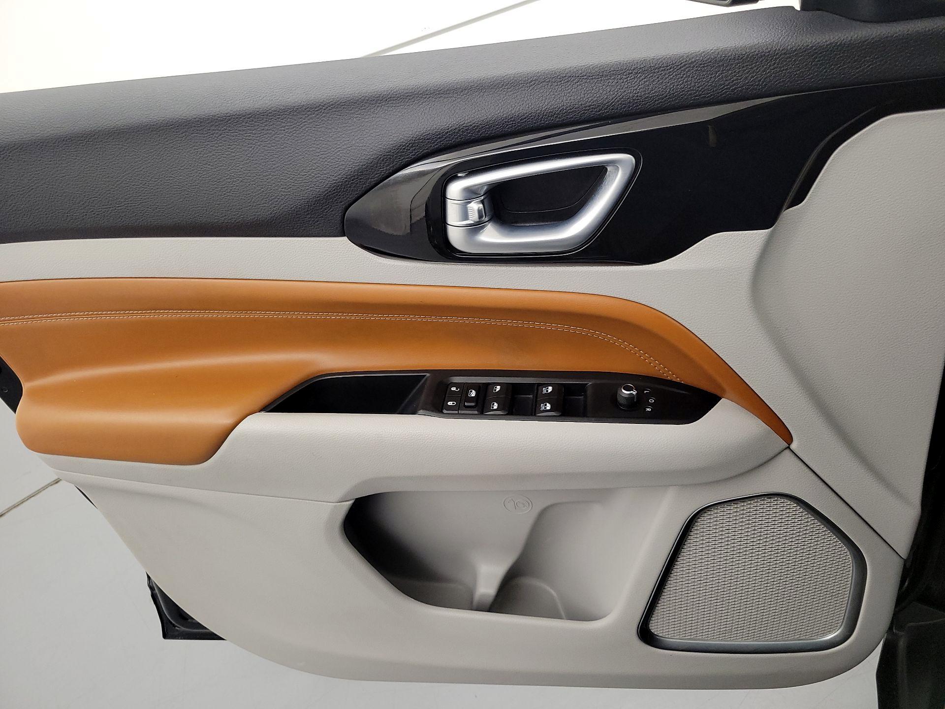 Thumbnail: 2022 Jeep Compass - 12