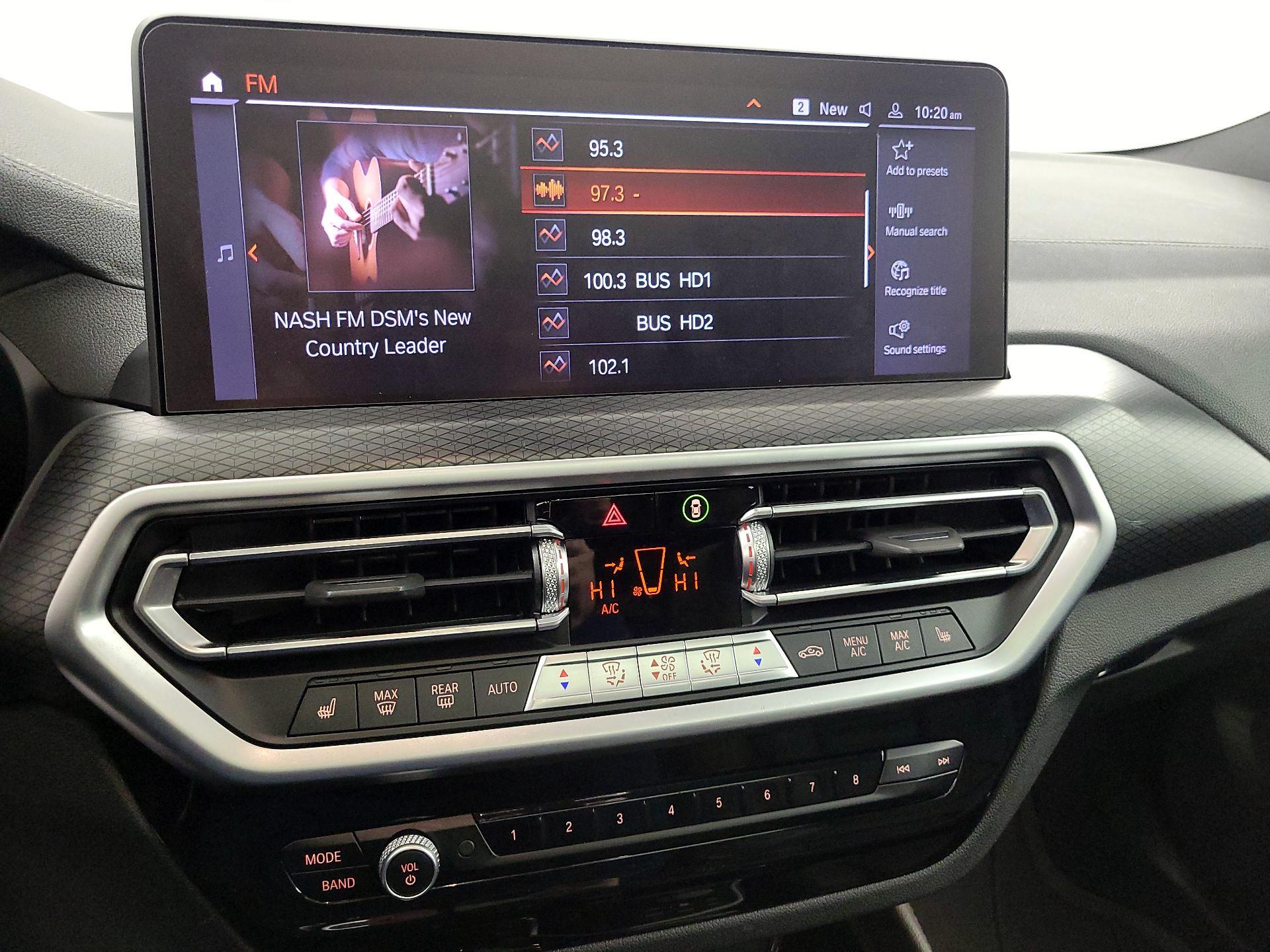 Thumbnail: 2022 BMW X4 - 16