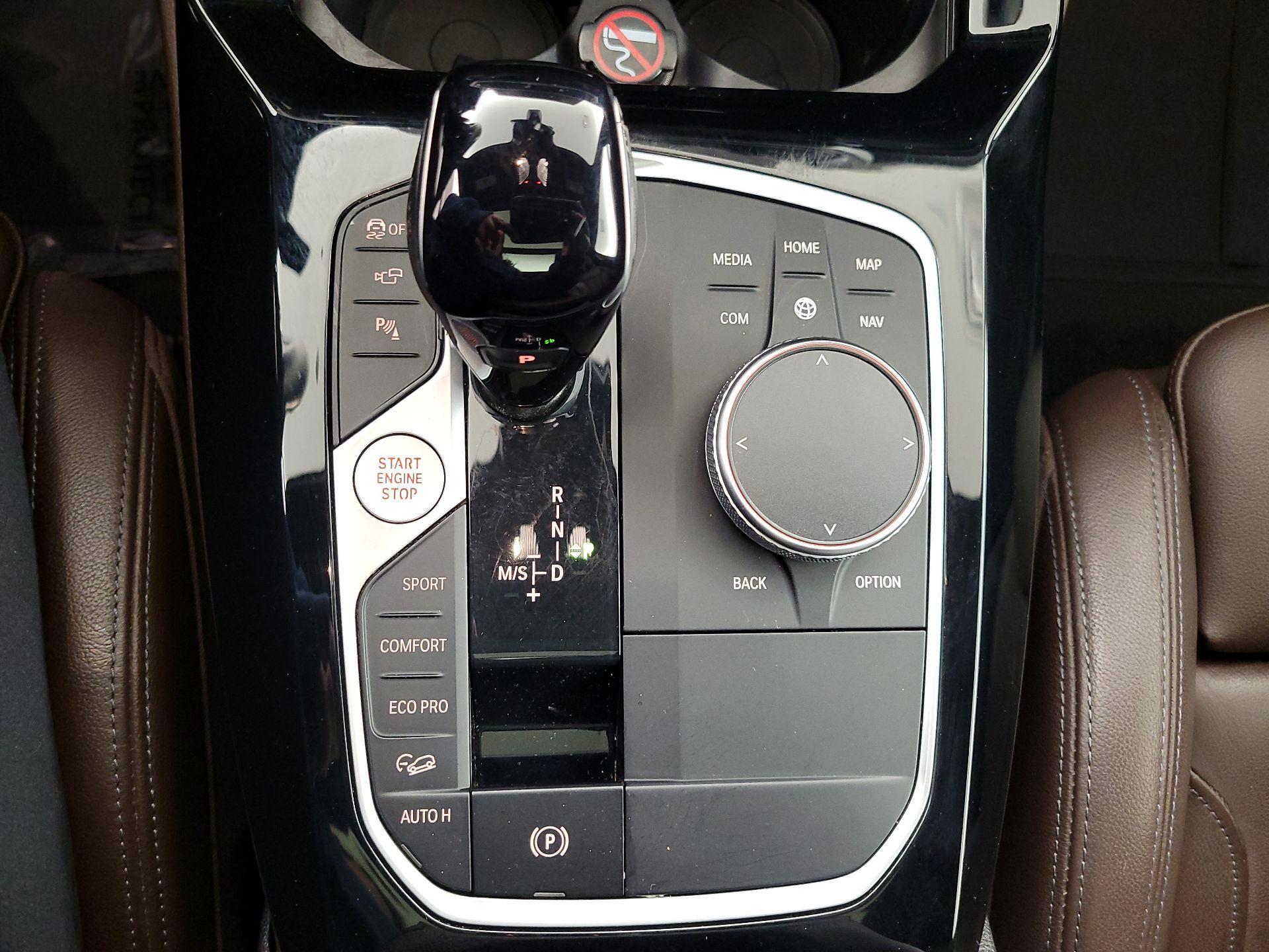 Thumbnail: 2022 BMW X4 - 18