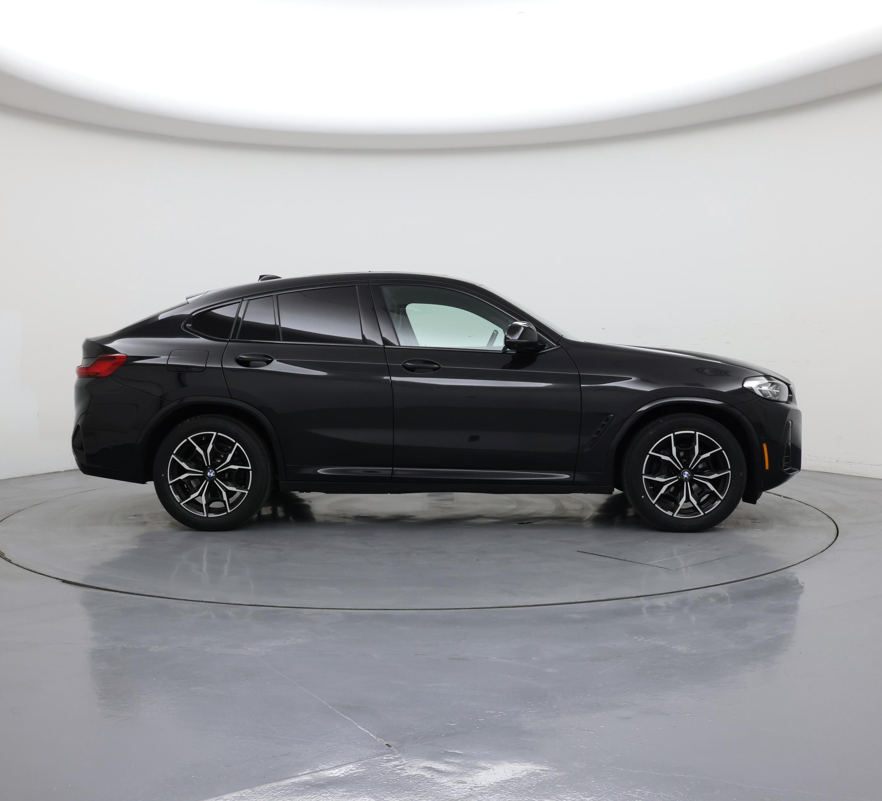 Thumbnail: 2022 BMW X4 - 7