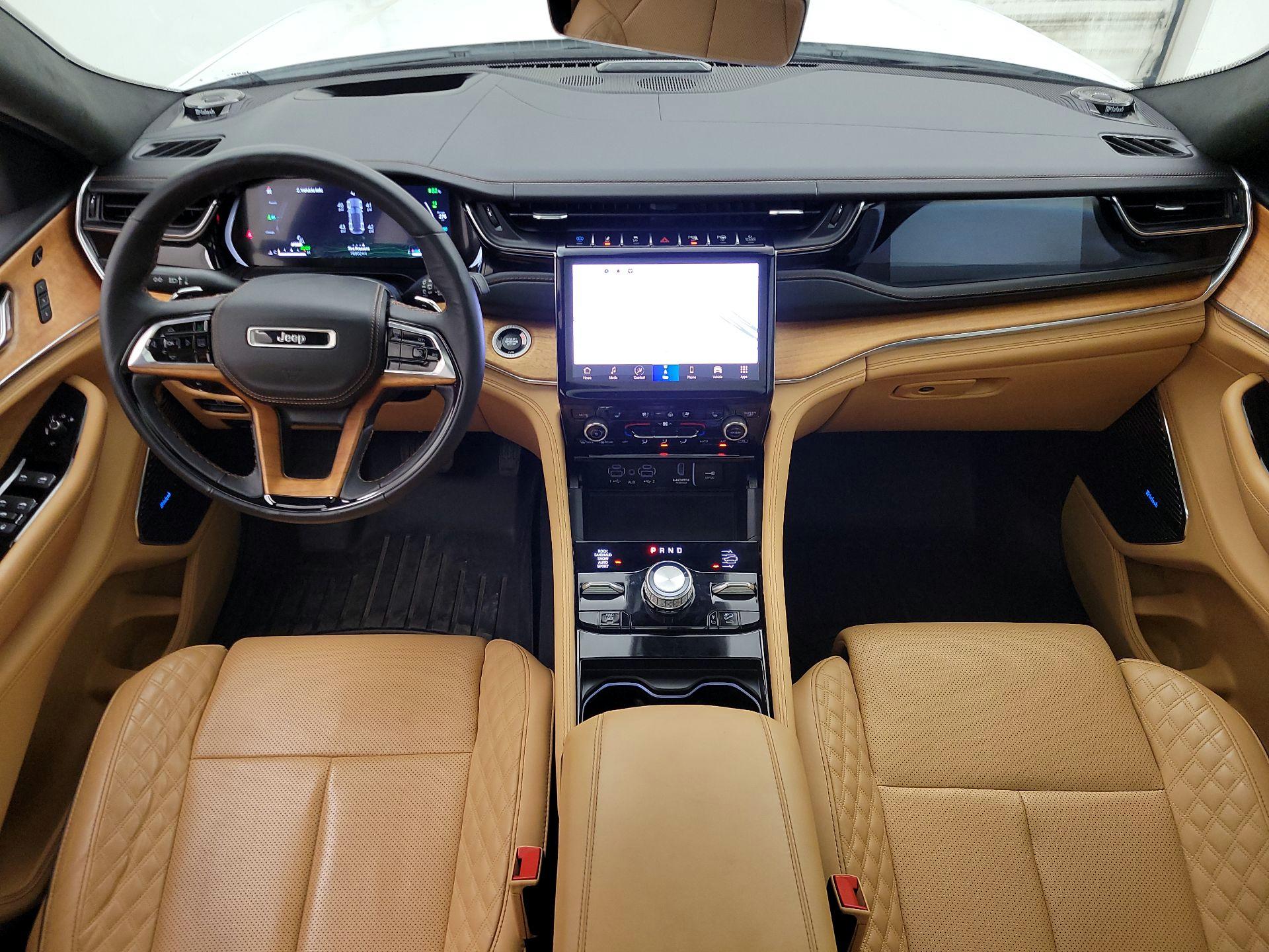 Thumbnail: 2022 Jeep Grand Cherokee - 9