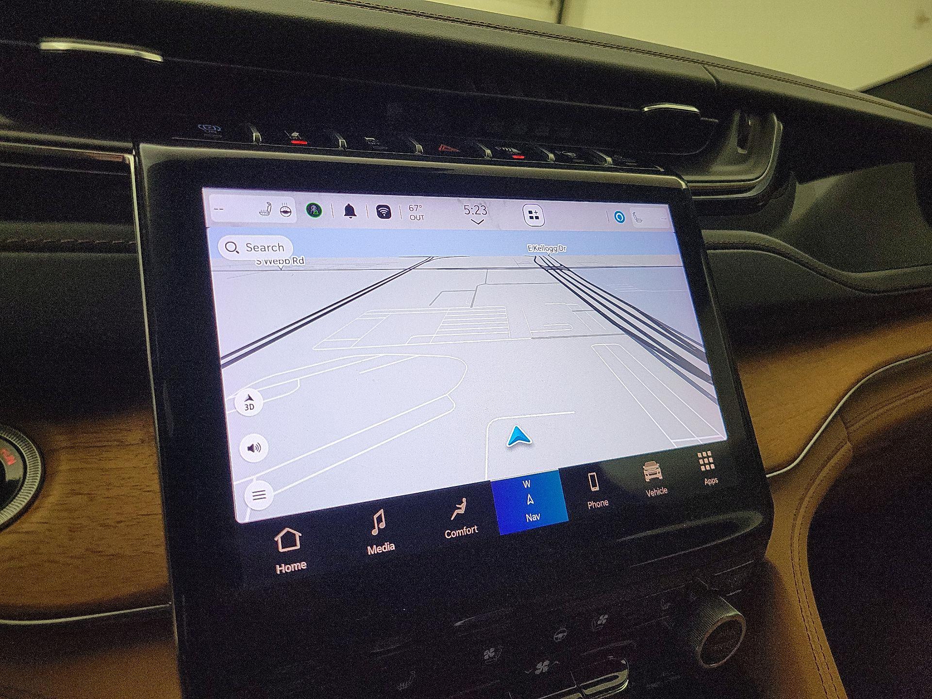 Thumbnail: 2022 Jeep Grand Cherokee - 14