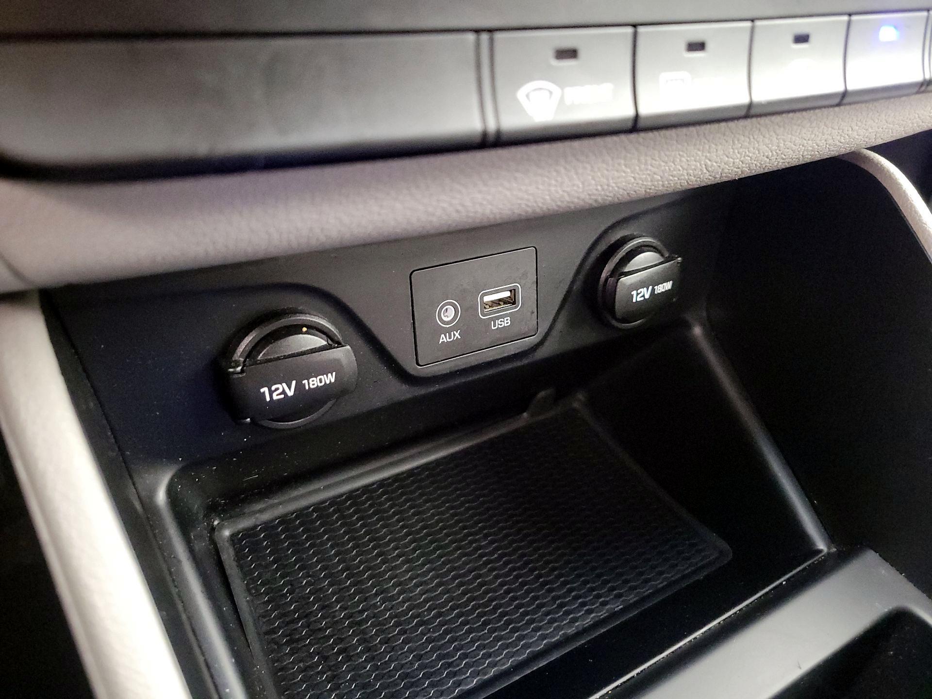 Thumbnail: 2020 Hyundai Tucson - 18