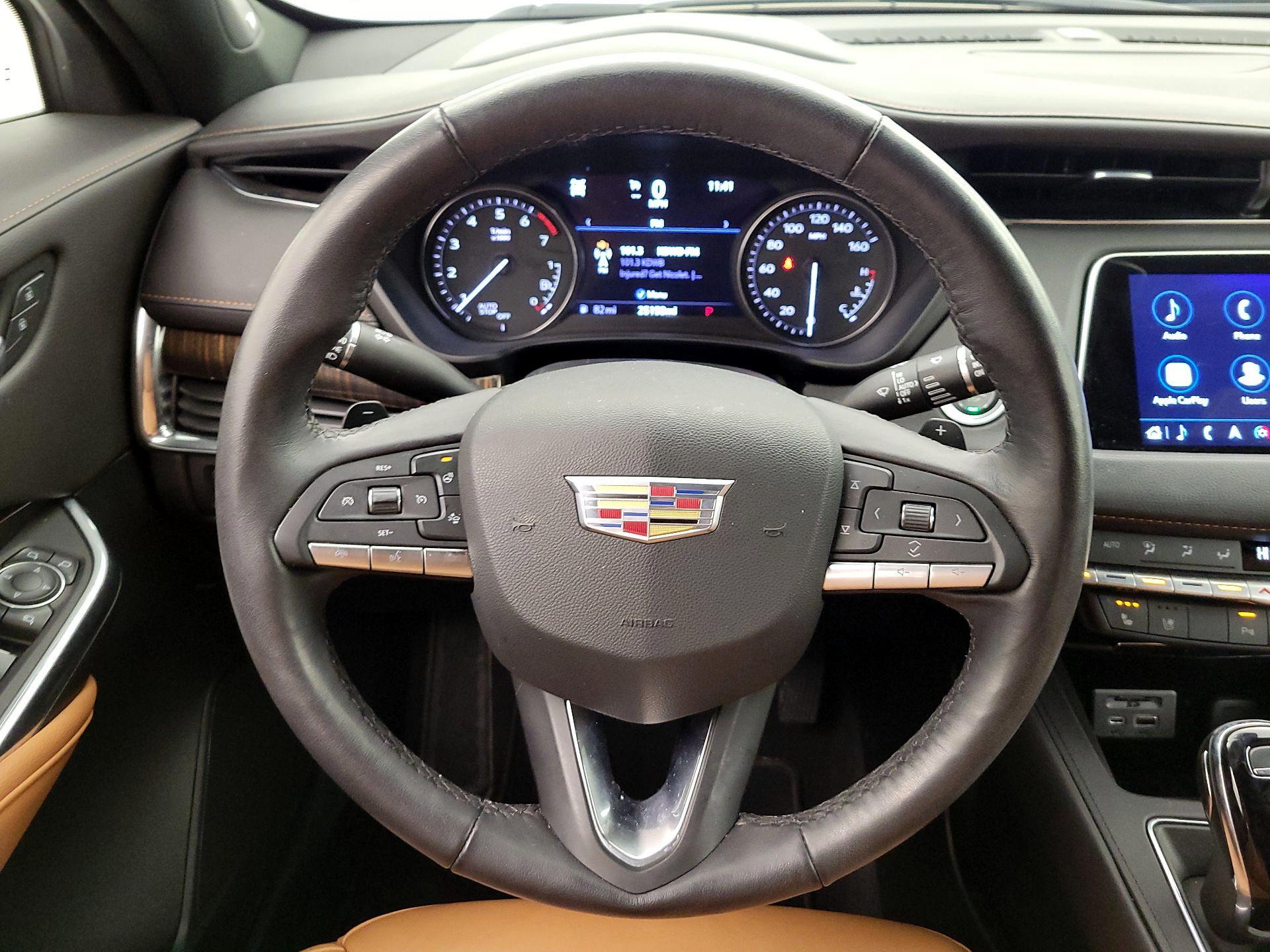 Thumbnail: 2023 Cadillac XT4 - 10