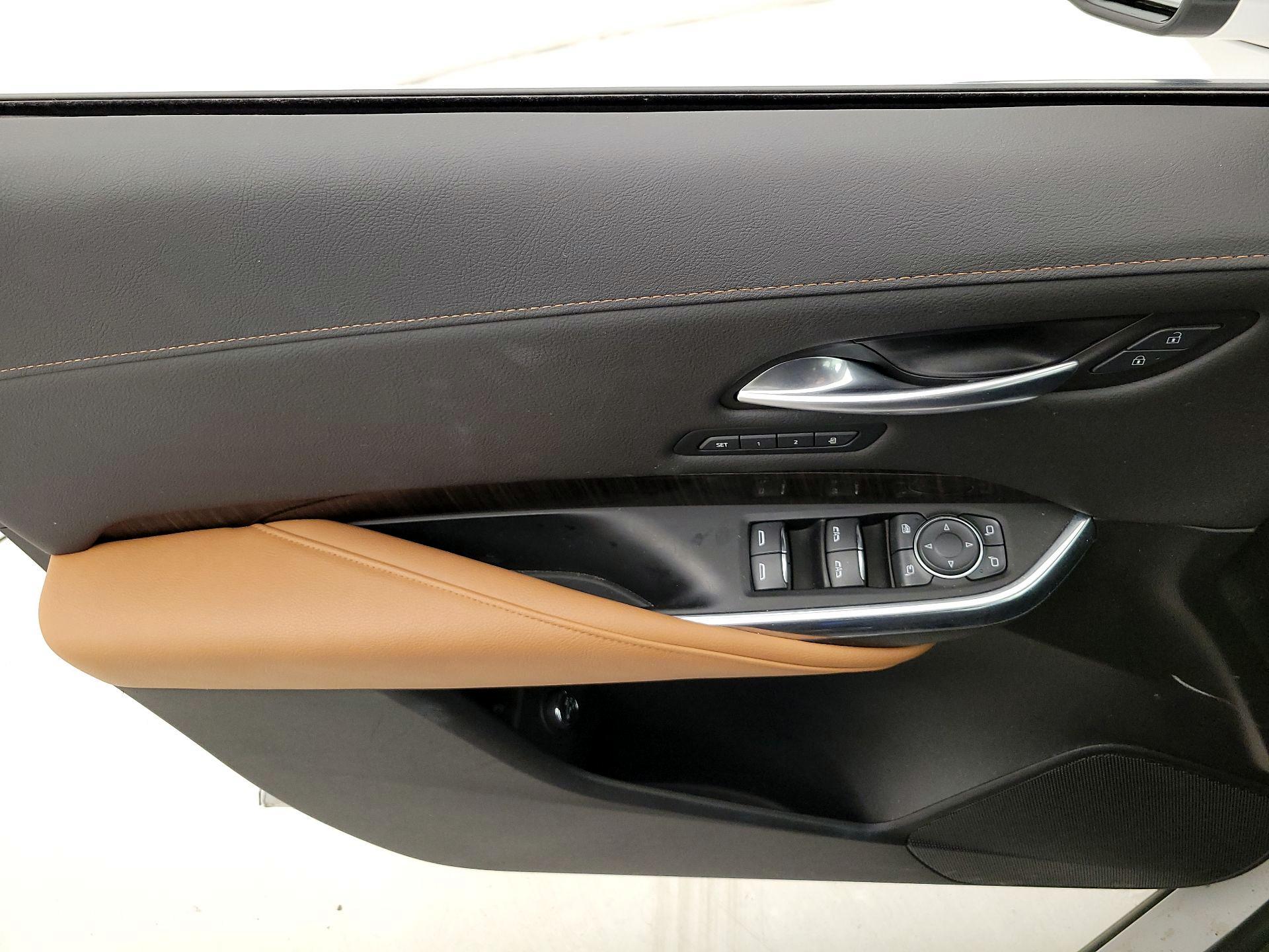 Thumbnail: 2023 Cadillac XT4 - 12