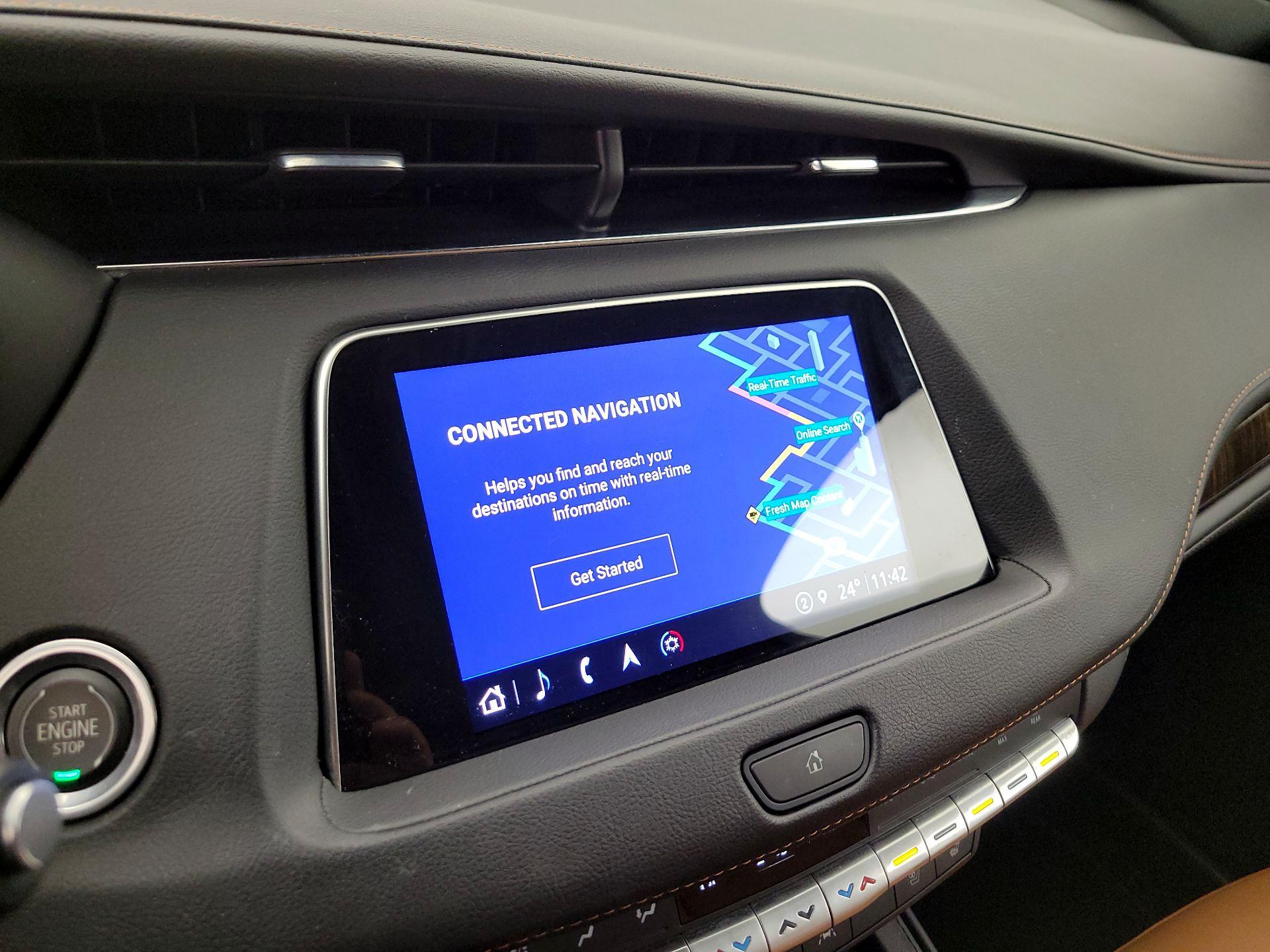 Thumbnail: 2023 Cadillac XT4 - 14