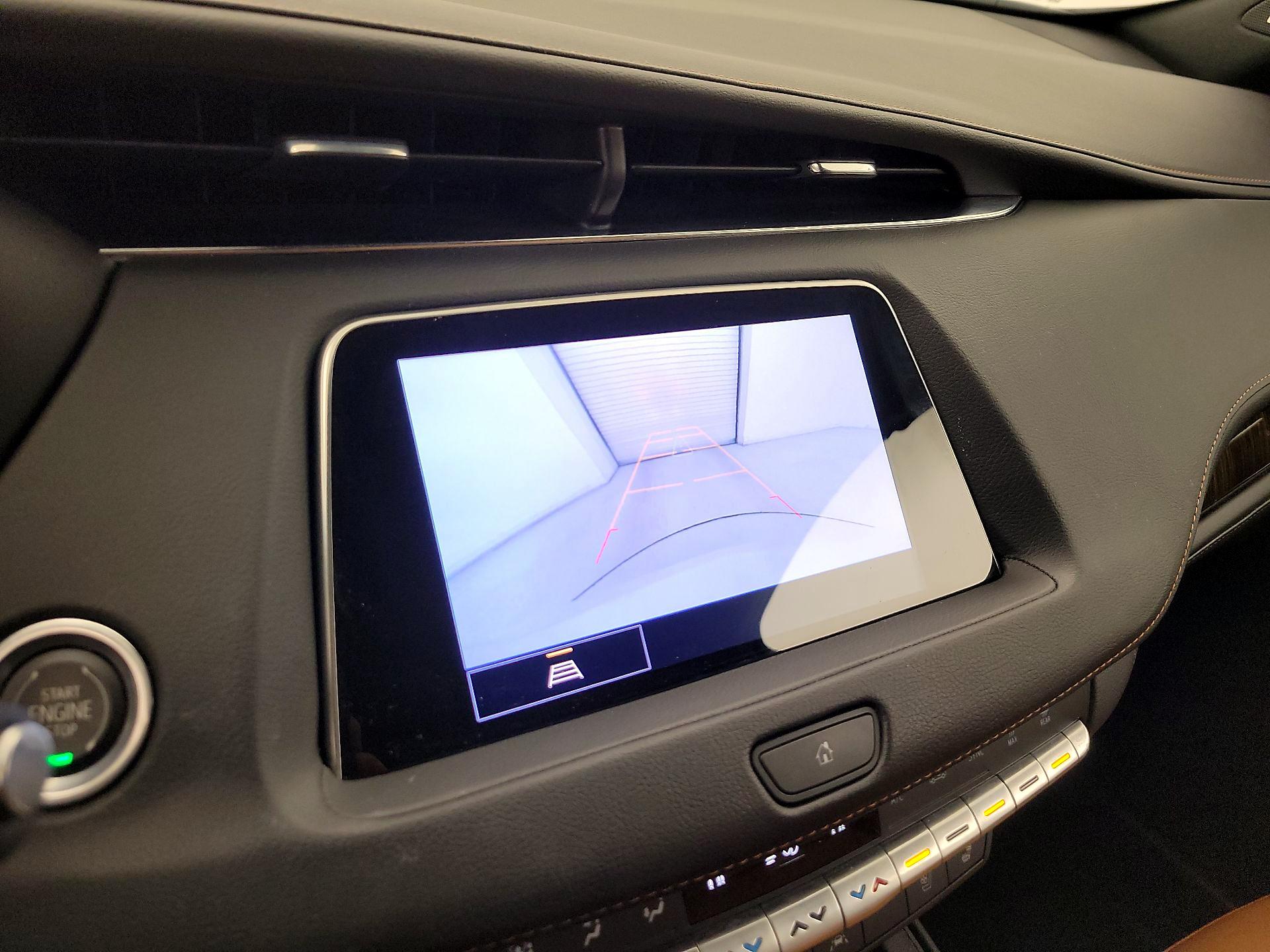 Thumbnail: 2023 Cadillac XT4 - 15