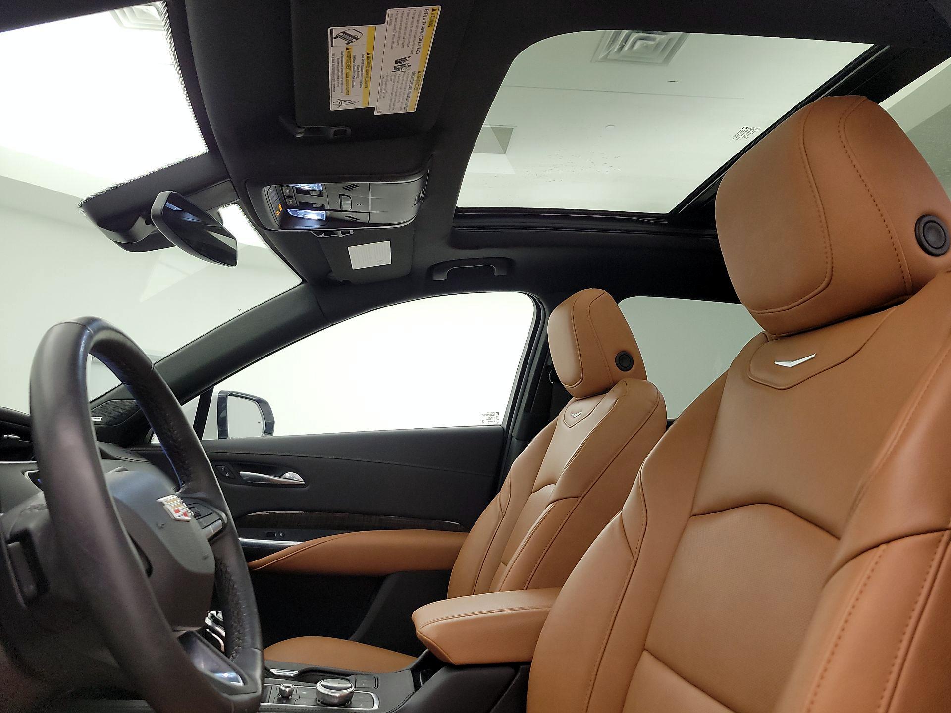 Thumbnail: 2023 Cadillac XT4 - 20