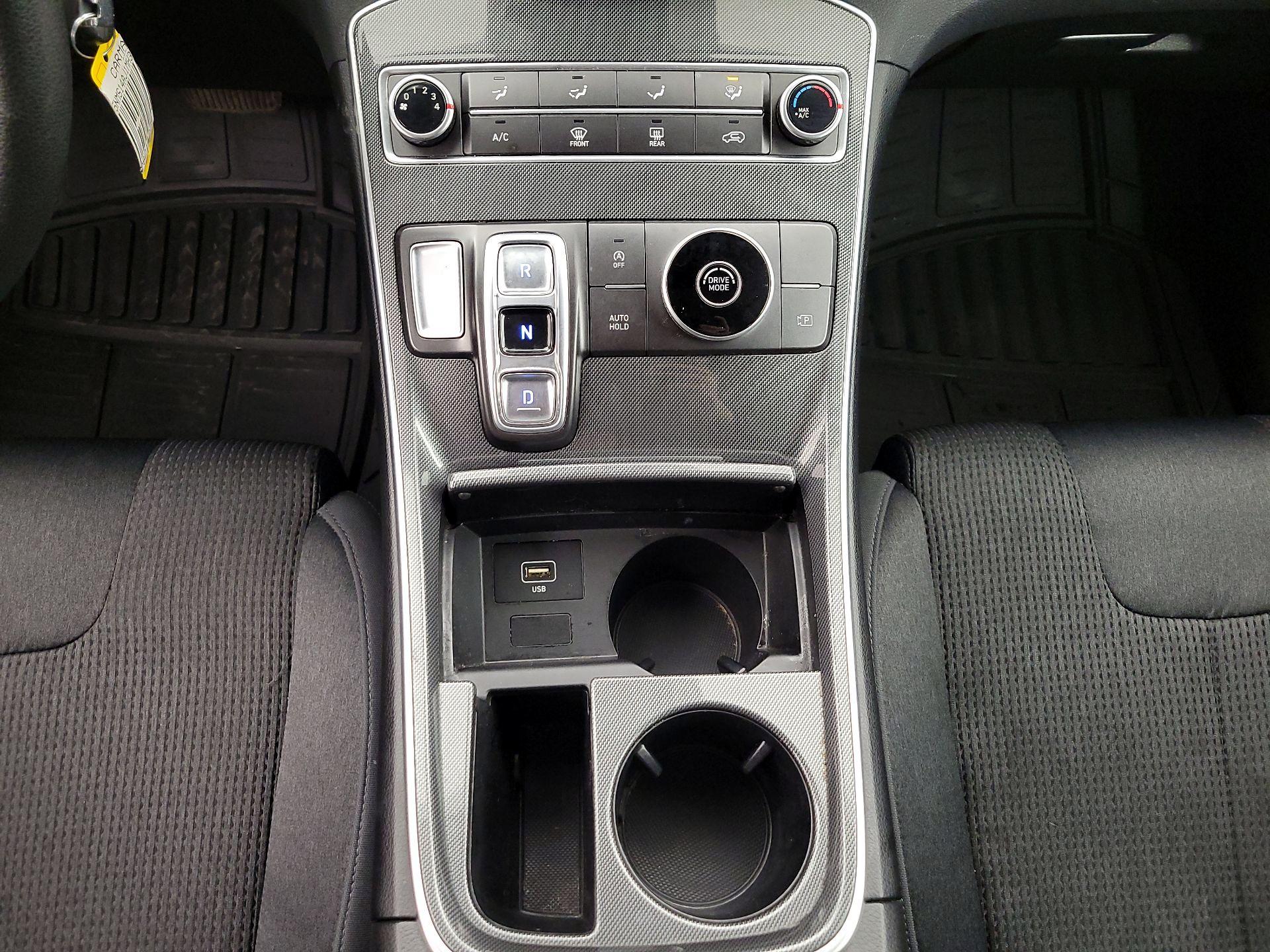 Thumbnail: 2021 Hyundai Santa Fe - 17