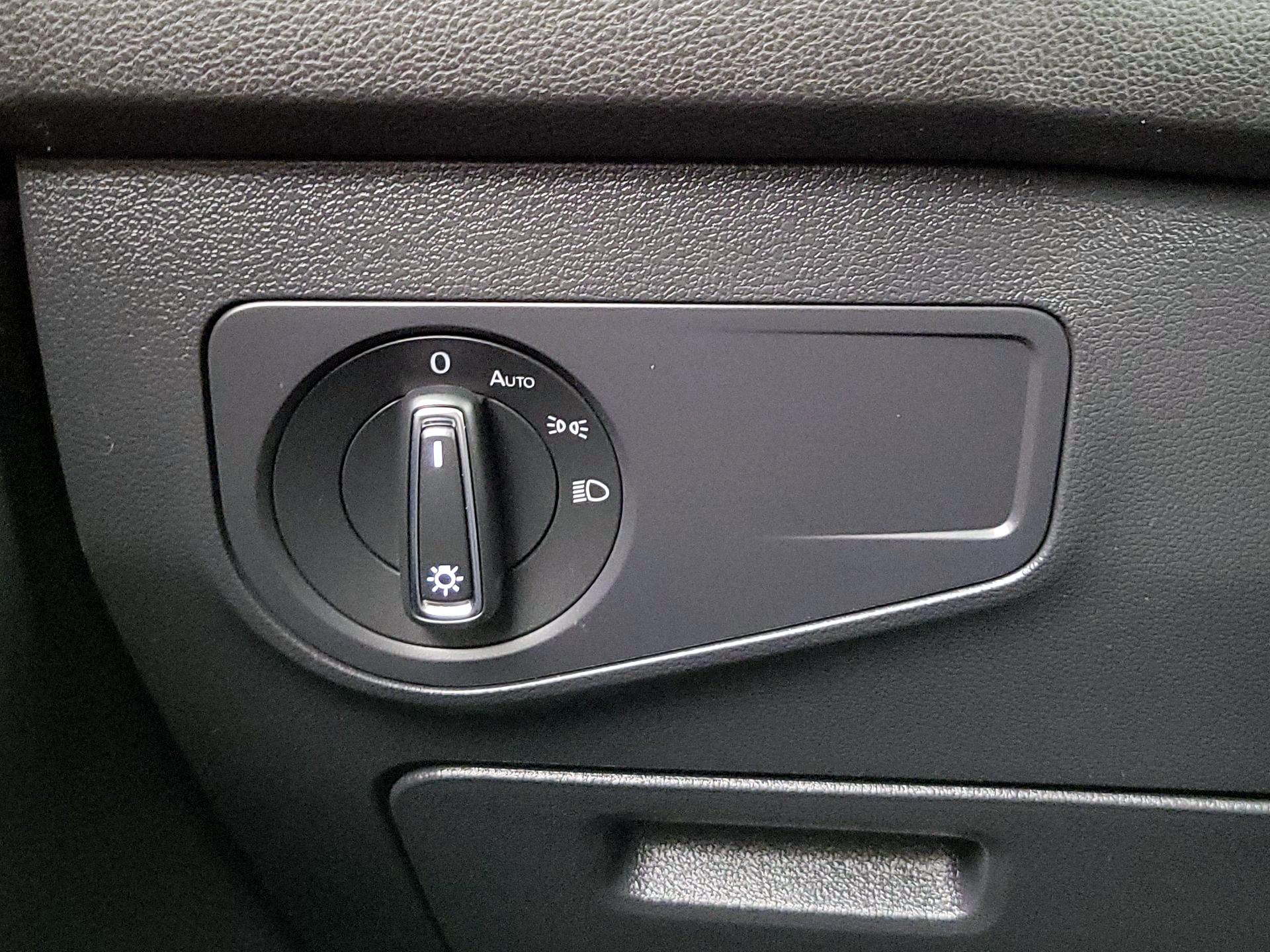 Thumbnail: 2024 Volkswagen Tiguan - 13