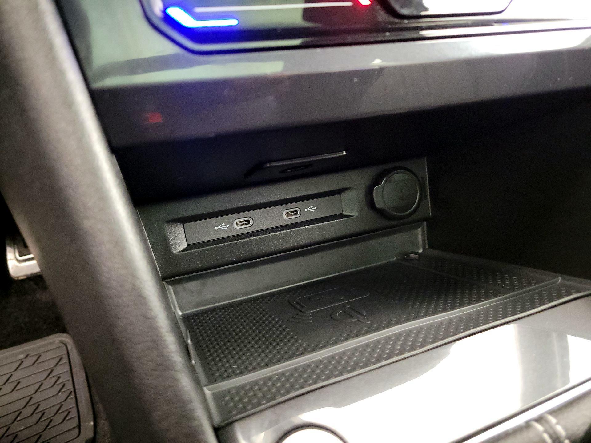 Thumbnail: 2024 Volkswagen Tiguan - 18