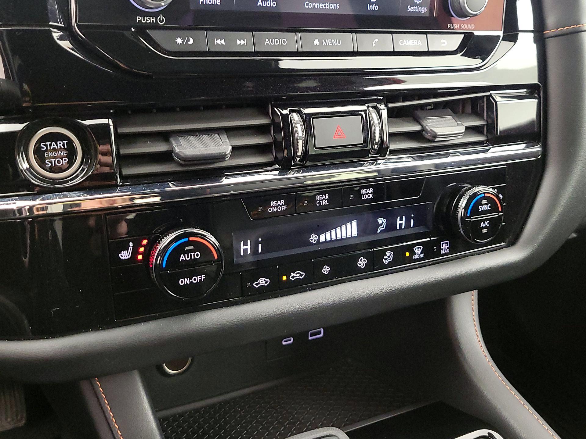 Thumbnail: 2024 Nissan Pathfinder - 16