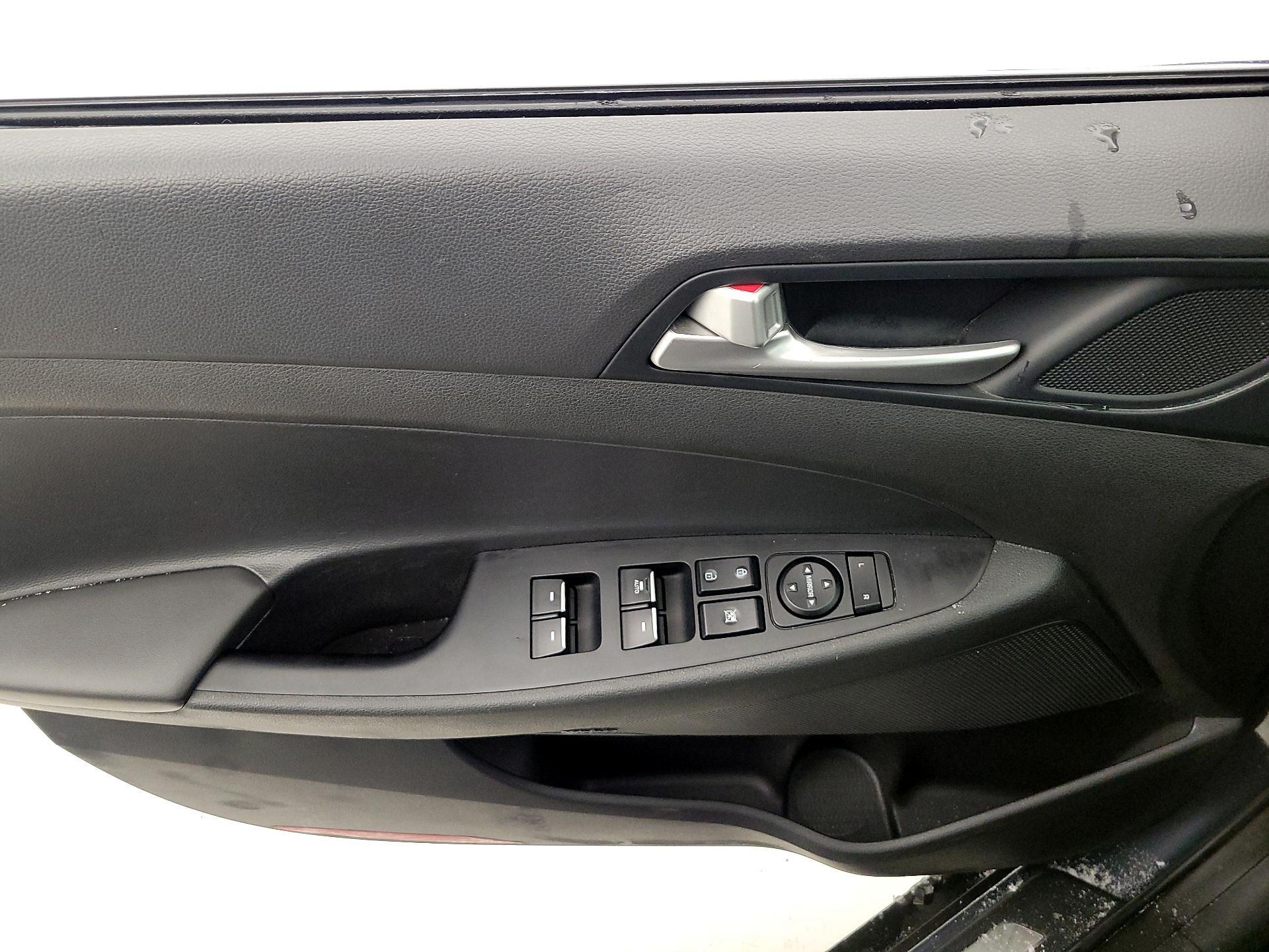 Thumbnail: 2020 Hyundai Tucson - 12