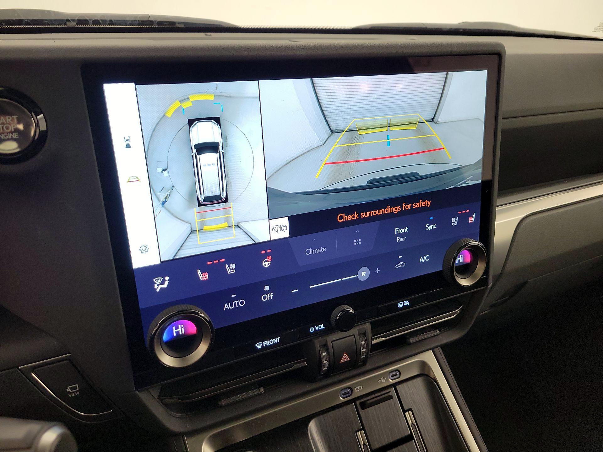 Thumbnail: 2024 Lexus GX - 15