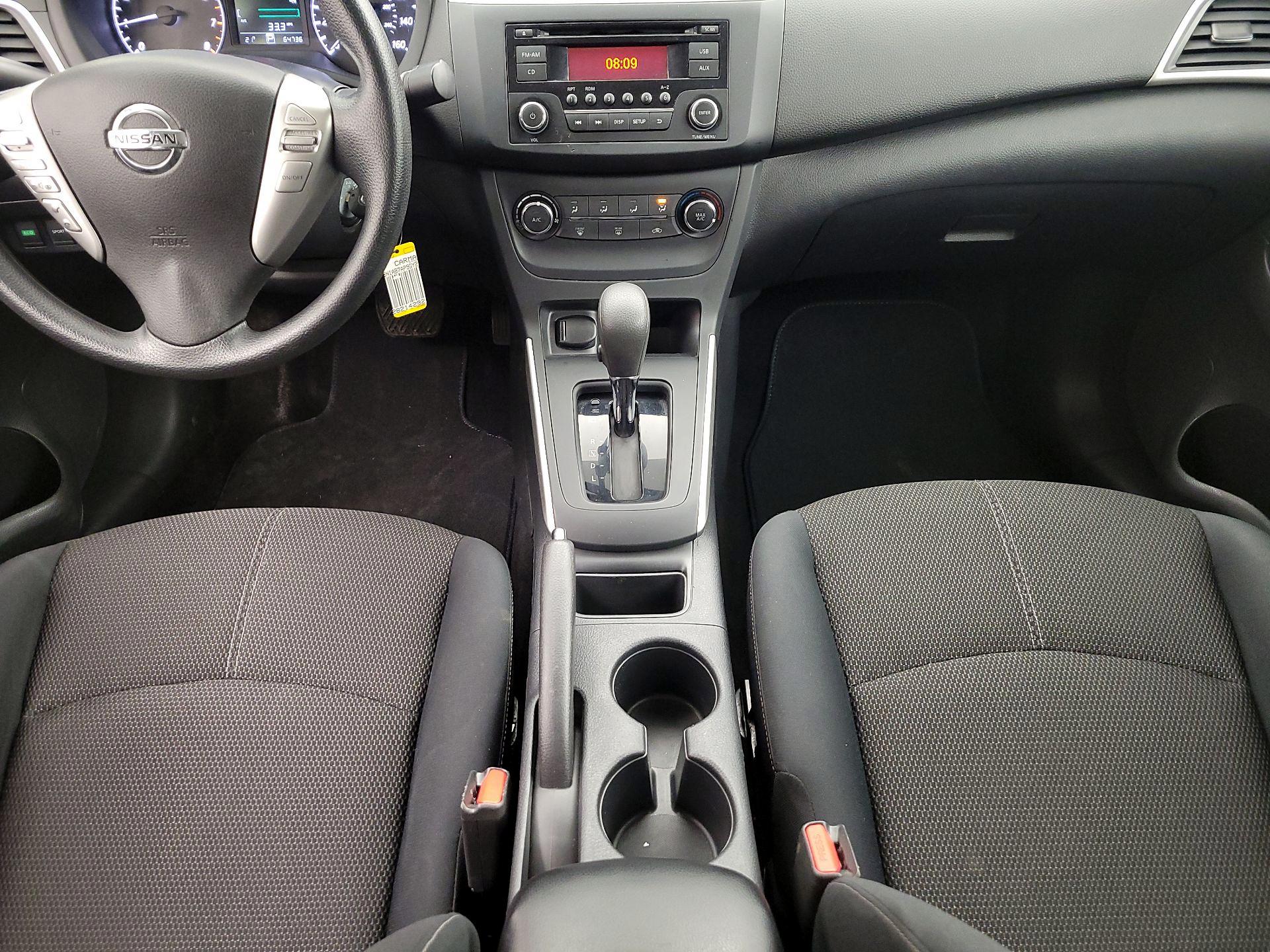 Thumbnail: 2016 Nissan Sentra - 16